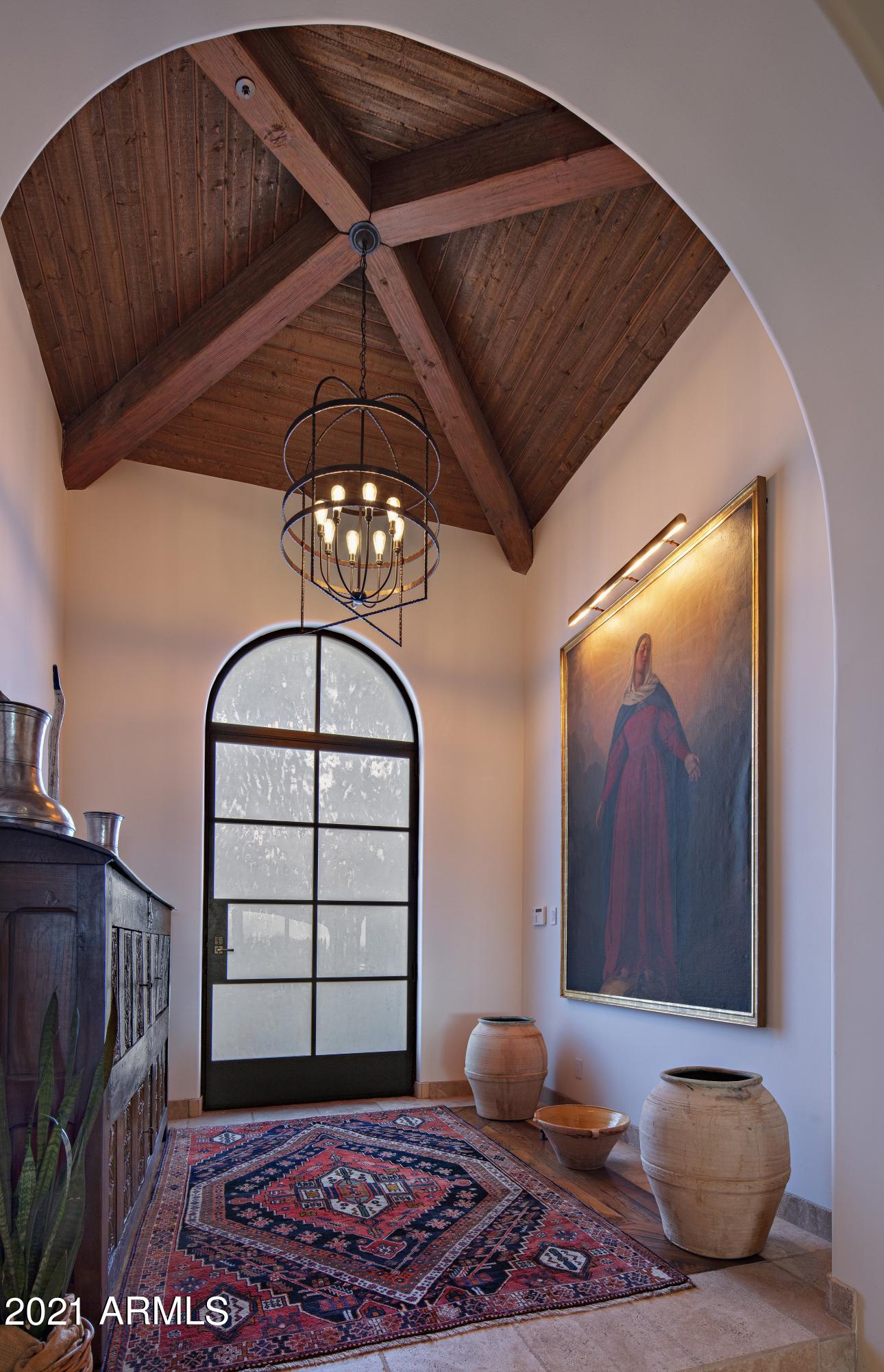 ESTANCIA - Residential
