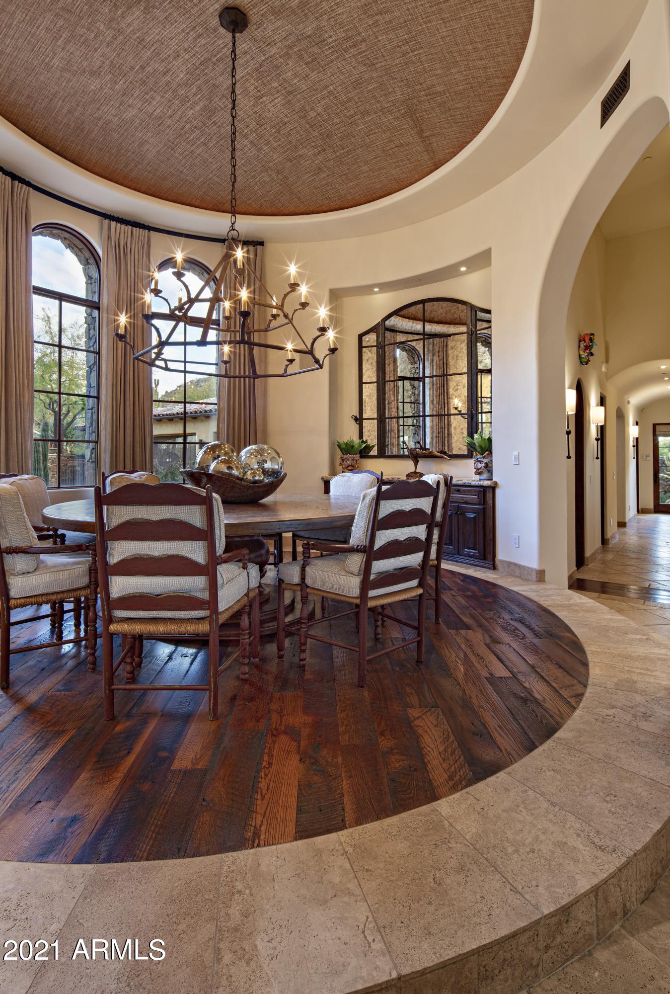 ESTANCIA - Residential