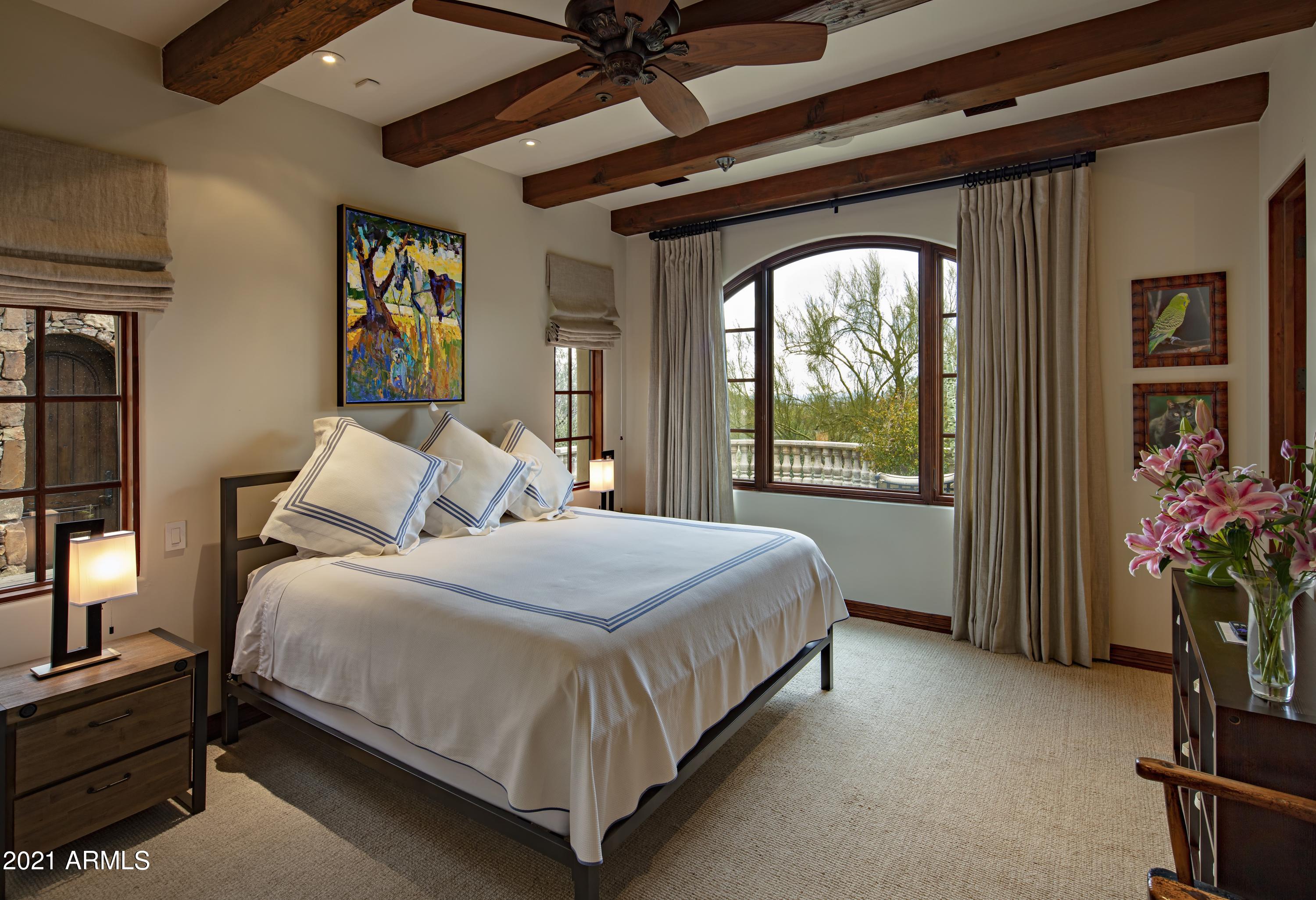ESTANCIA - Residential
