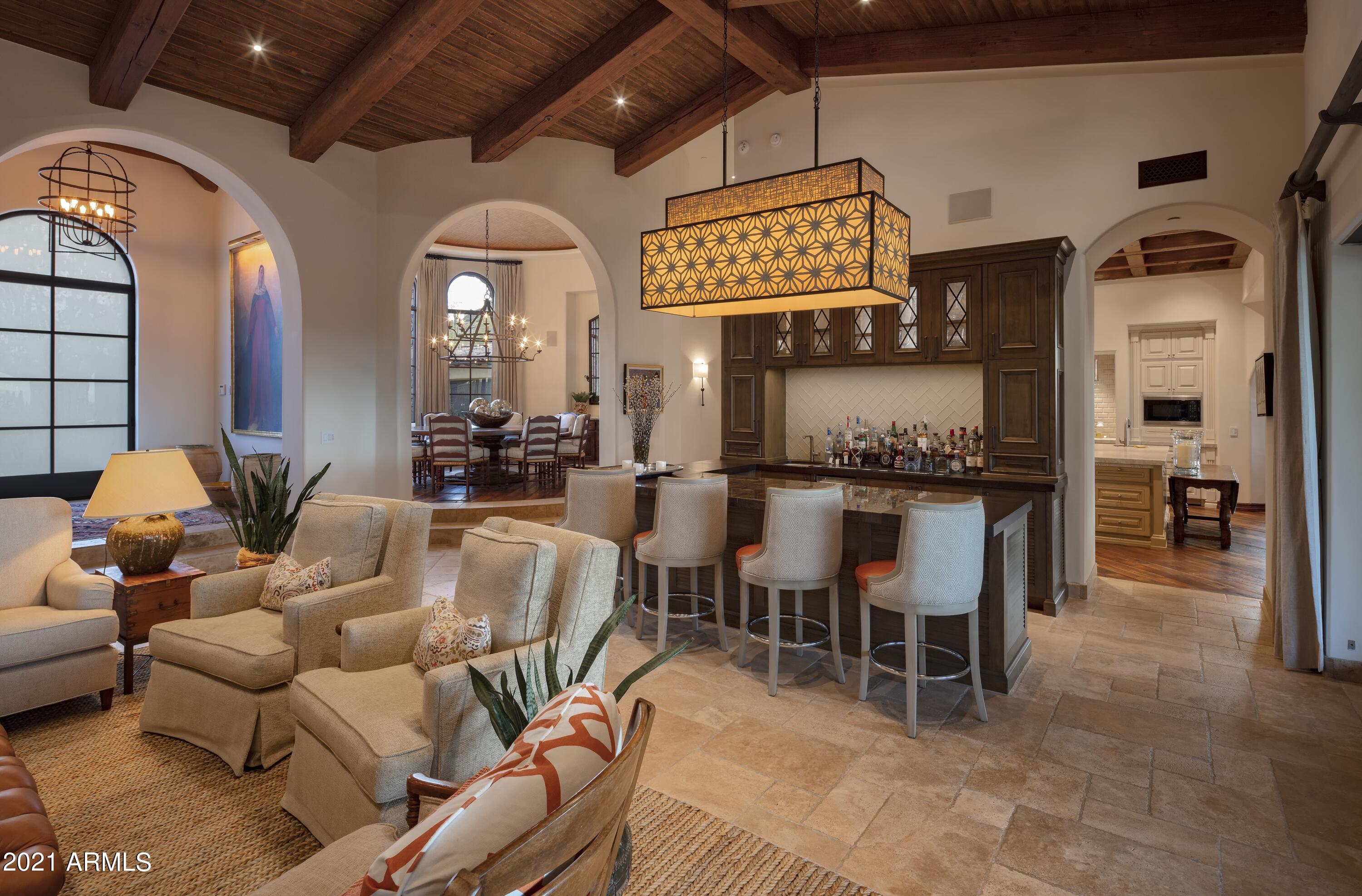 ESTANCIA - Residential