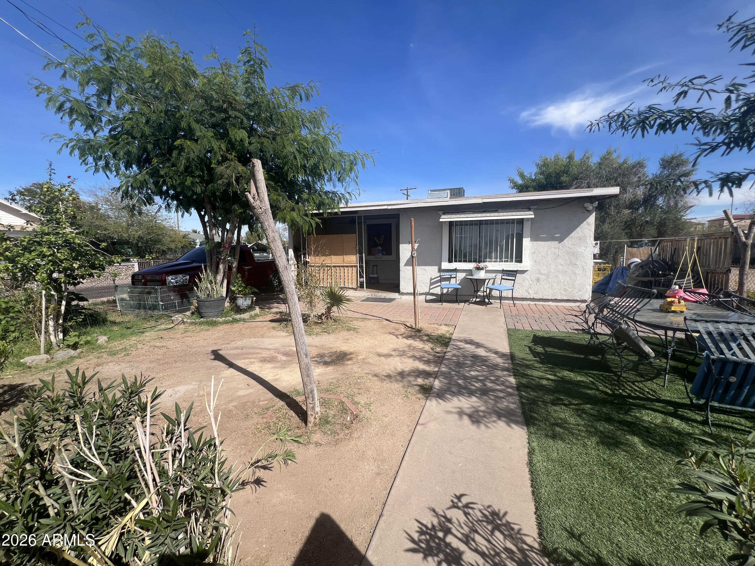 CAPITOLA PLACE - Residential Income
