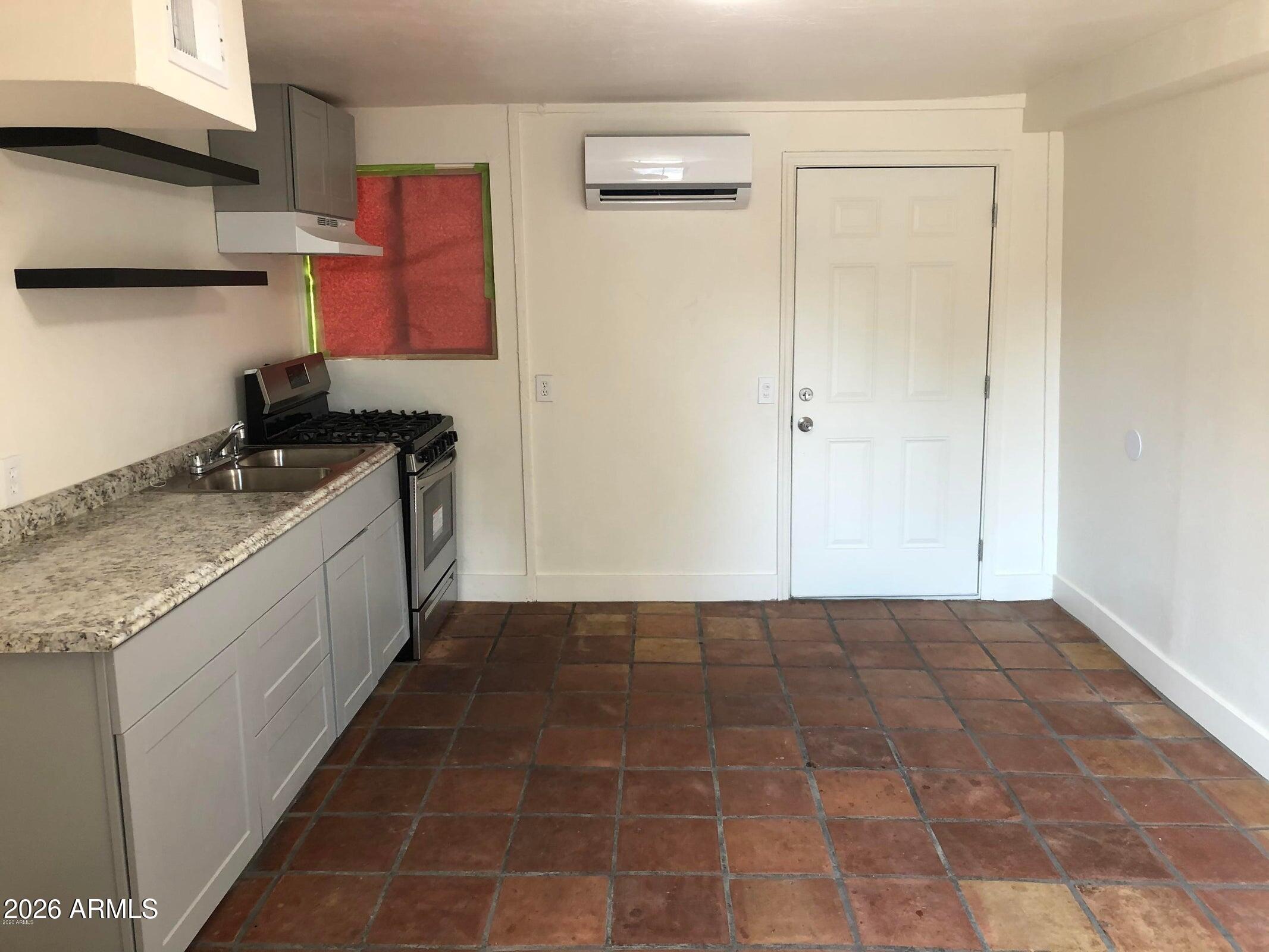 CAPITOLA PLACE - Residential Income