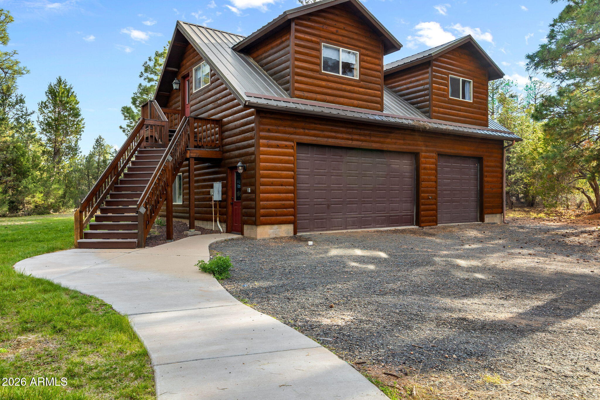 BUCKSKIN ARTISTS COMMUNITY WEST - Residential