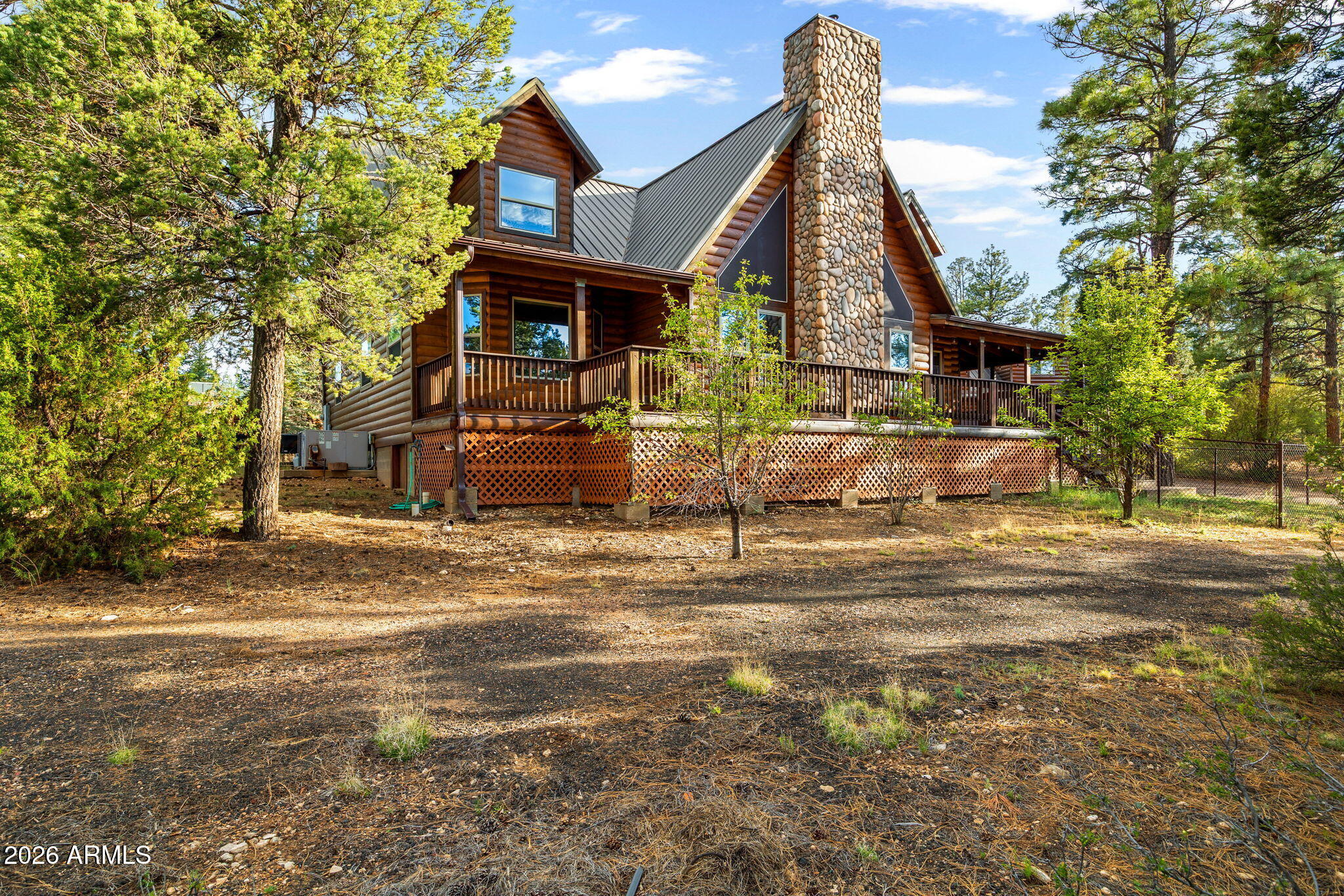 BUCKSKIN ARTISTS COMMUNITY WEST - Residential