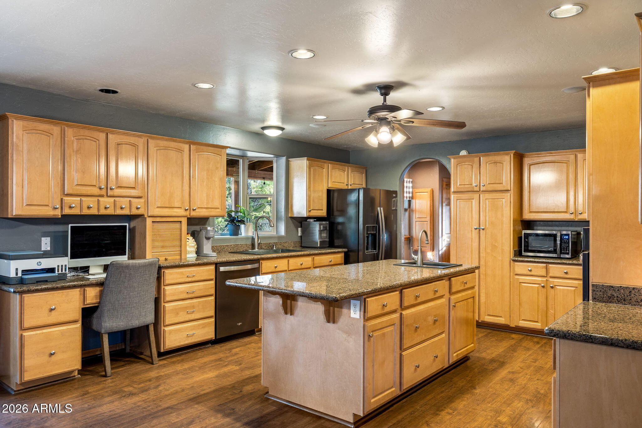 BUCKSKIN ARTISTS COMMUNITY WEST - Residential