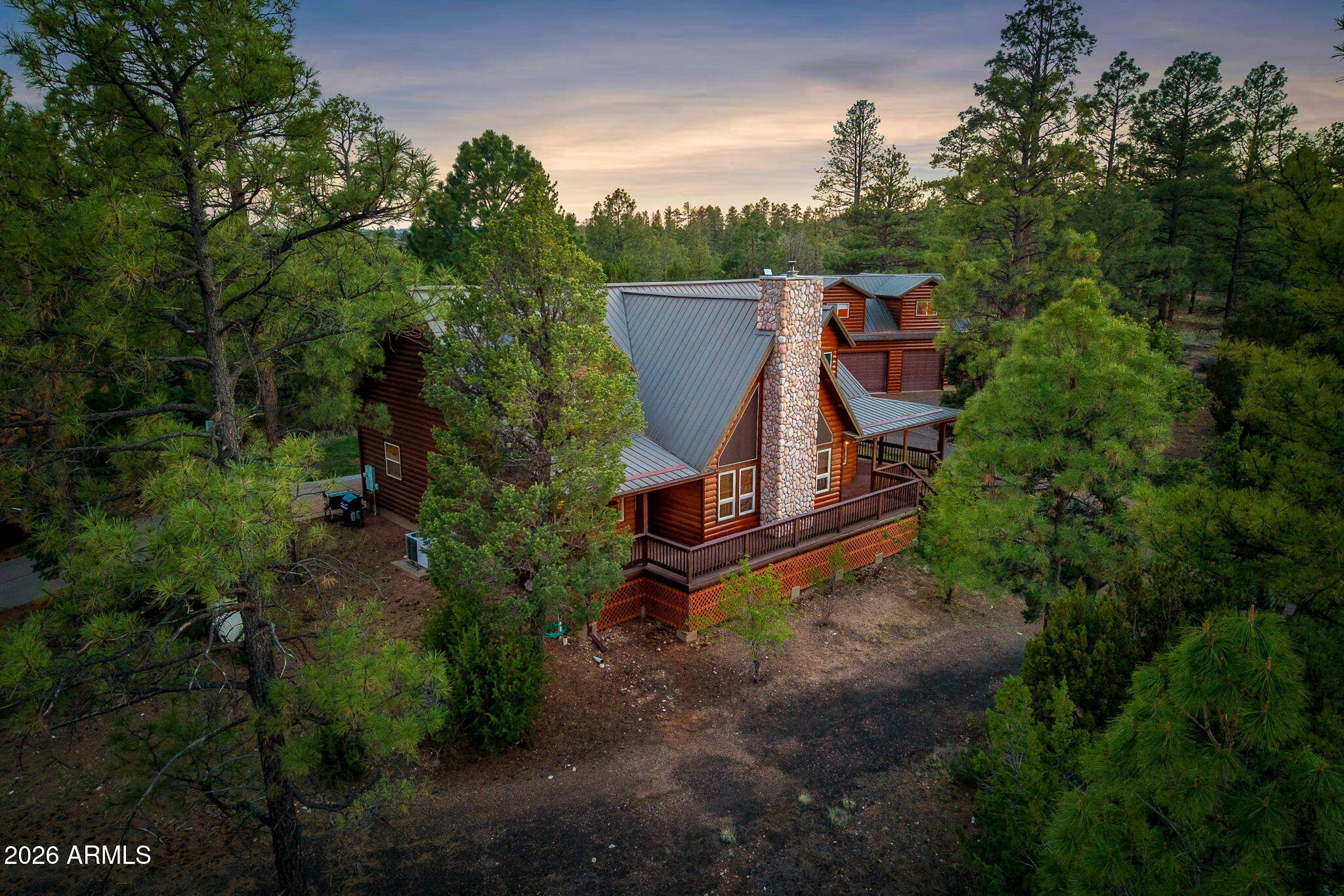 BUCKSKIN ARTISTS COMMUNITY WEST - Residential