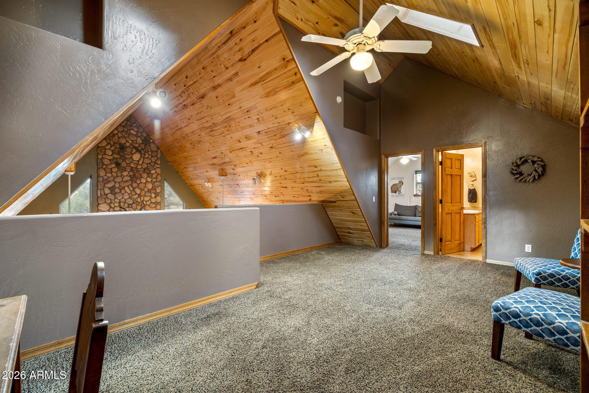 BUCKSKIN ARTISTS COMMUNITY WEST - Residential