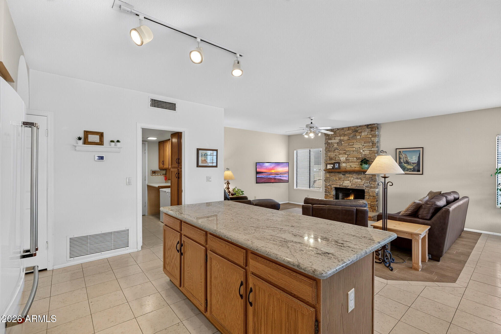 WARNER RANCH CROSSING - Residential