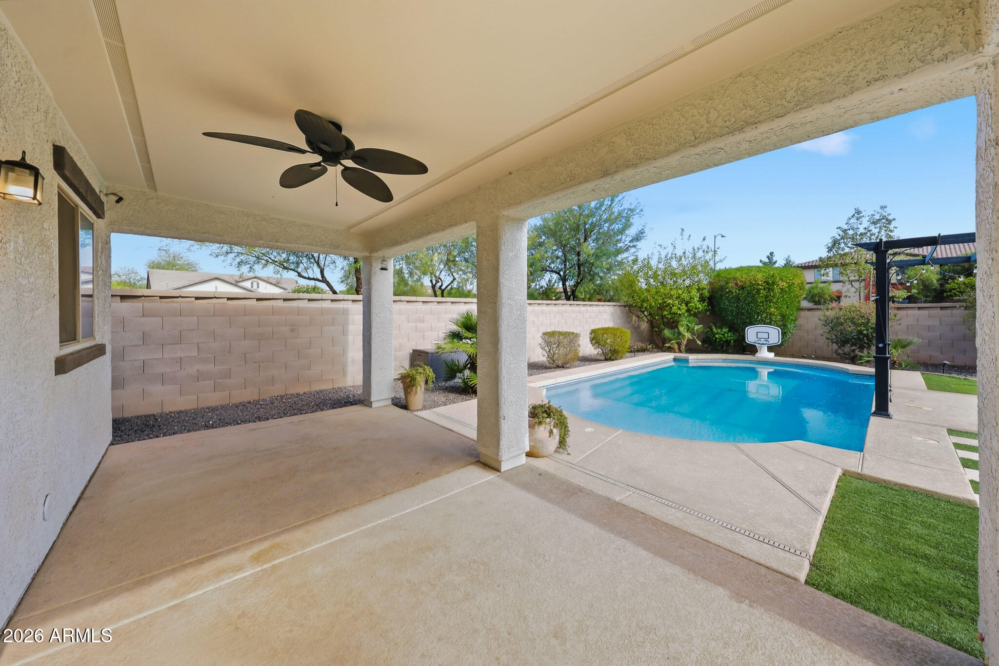 TIERRA DEL RIO - Residential