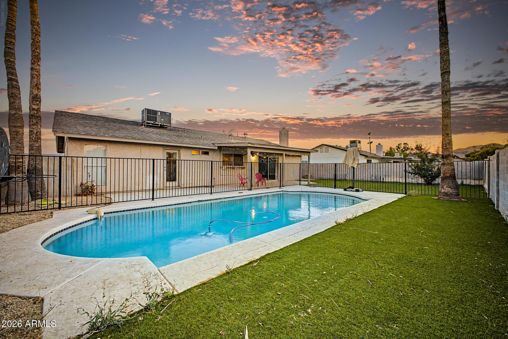 DESERT FOOTHILLS ESTATES UNIT 5 - Residential