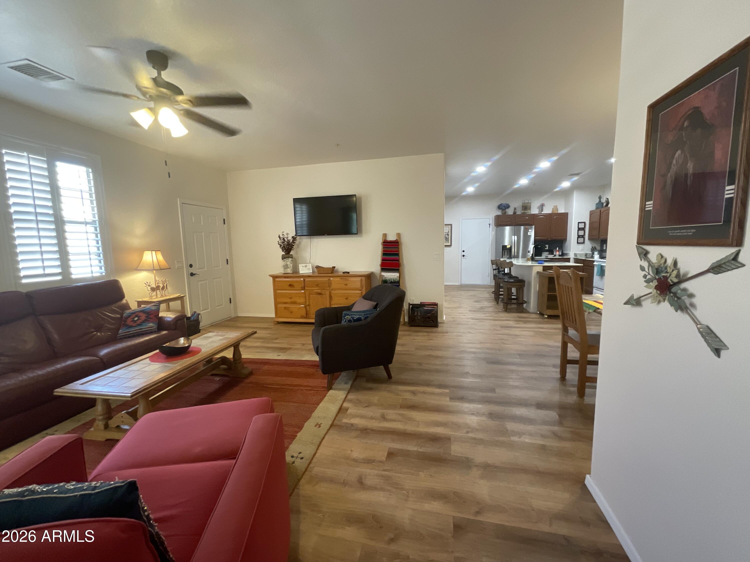 Cottonwood Square/Cottonwood Commons - Residential