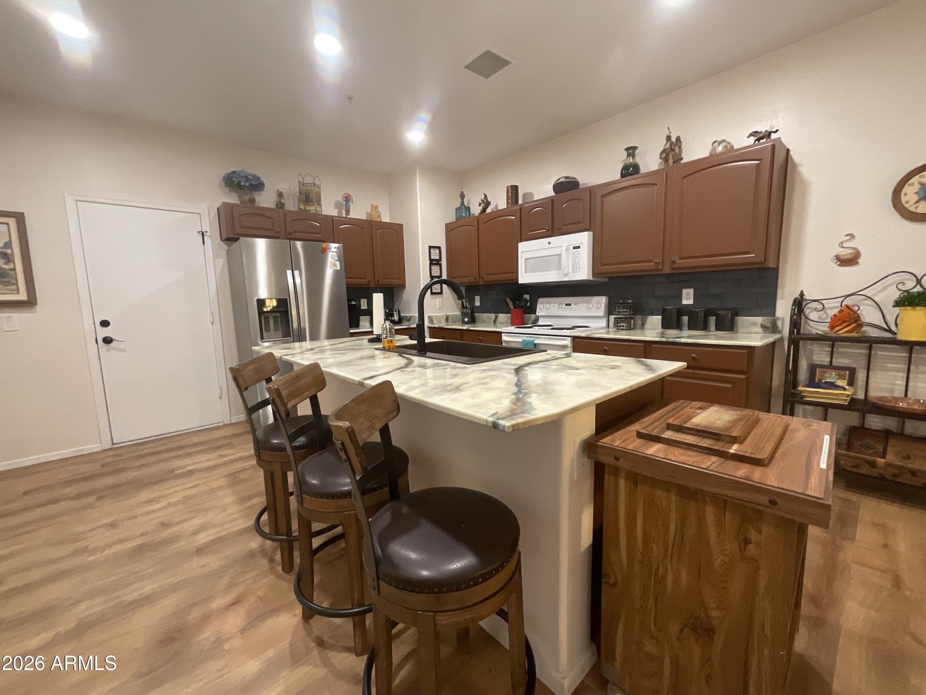 Cottonwood Square/Cottonwood Commons - Residential