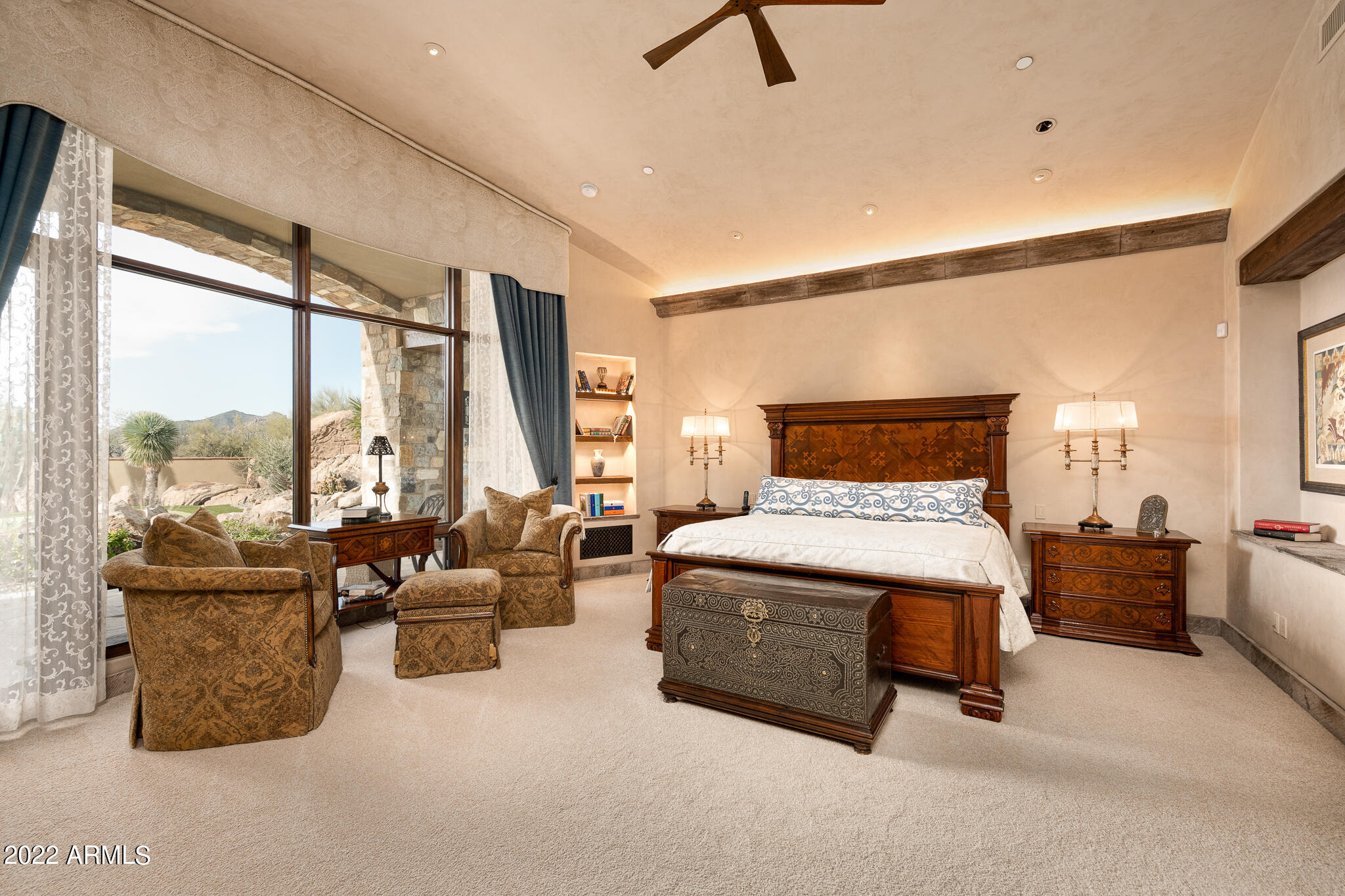 WHISPER ROCK UNIT 3 - Residential