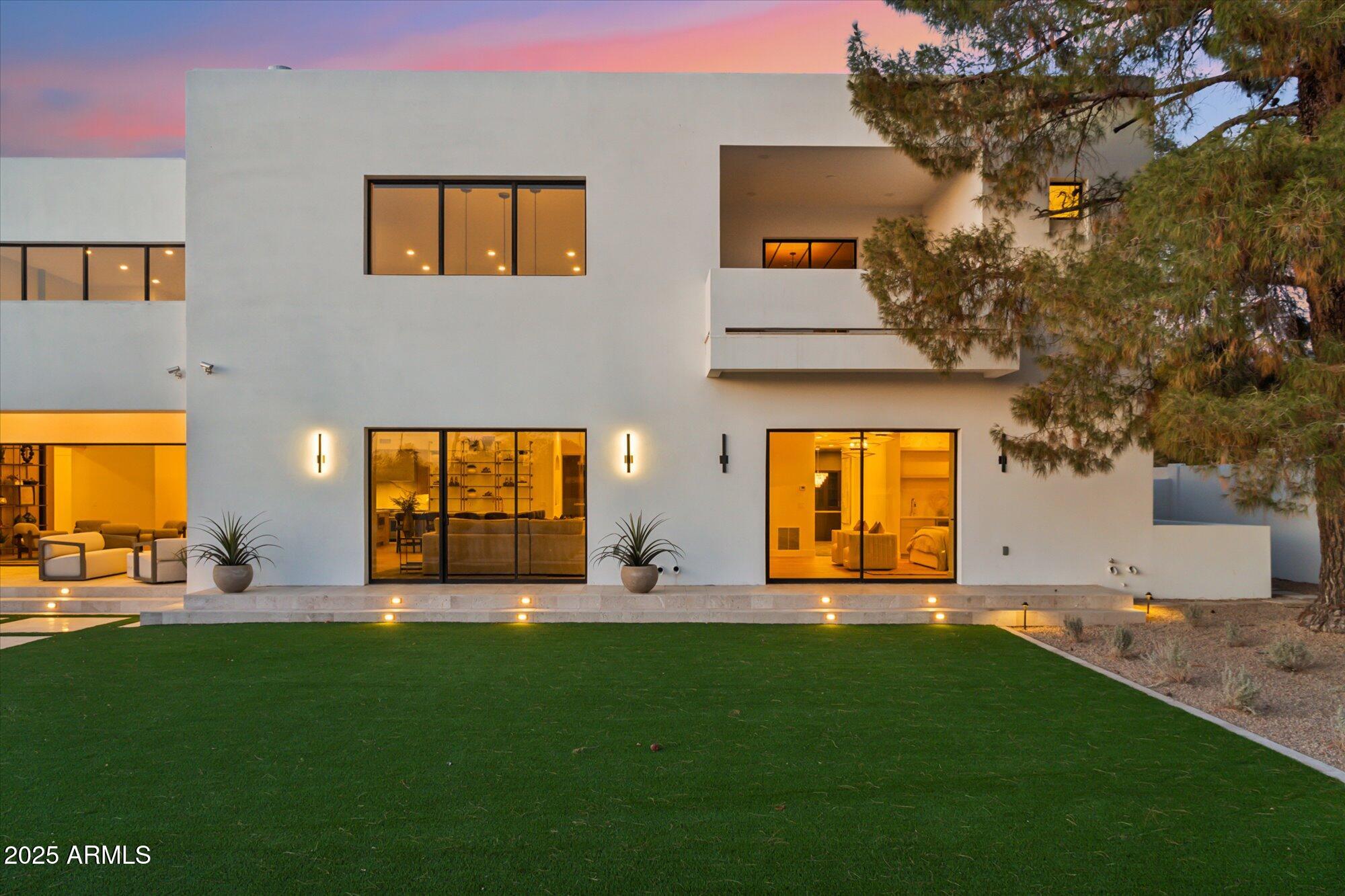 LA TIERRA ESTATES AMD - Residential