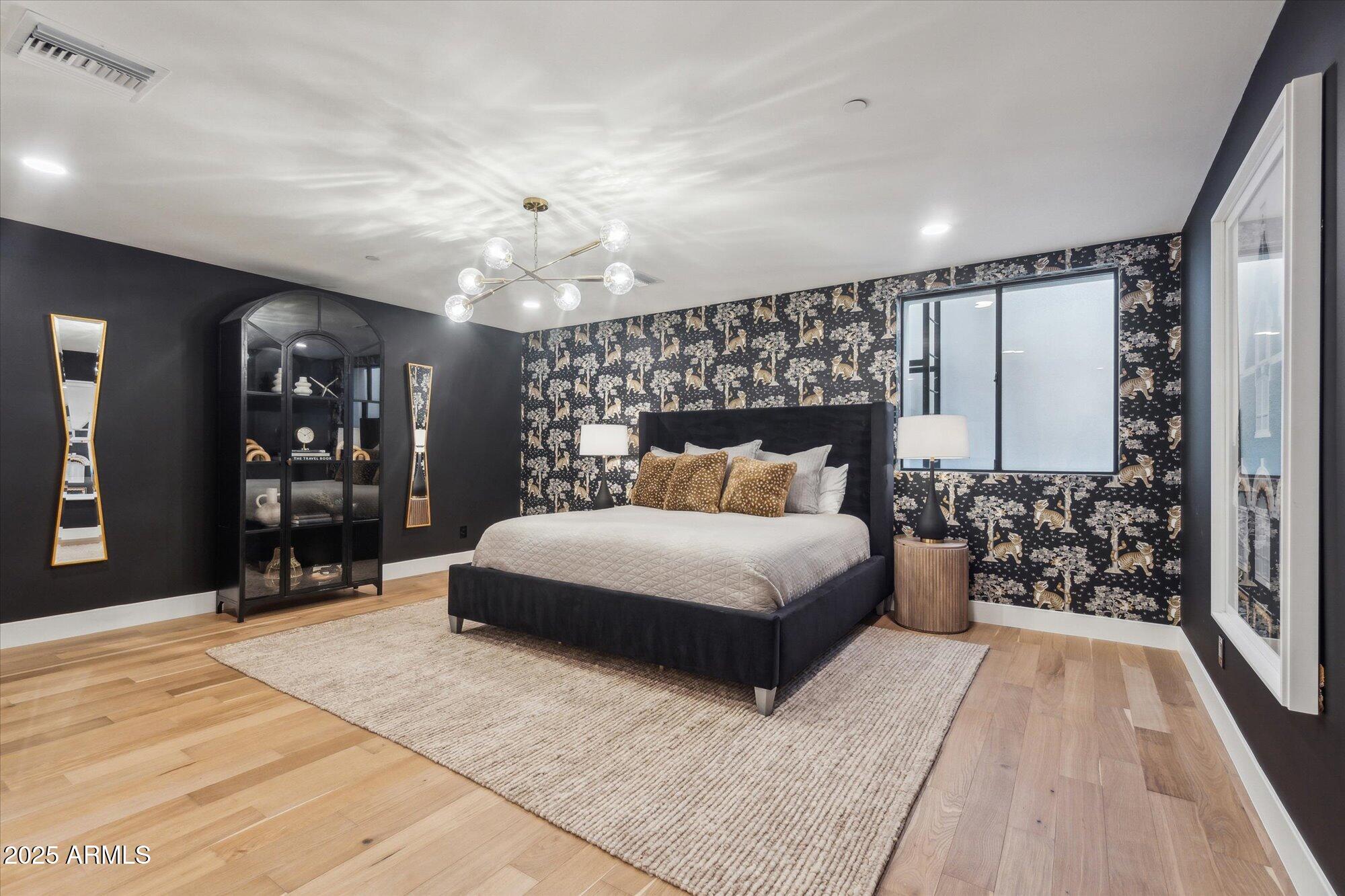 LA TIERRA ESTATES AMD - Residential