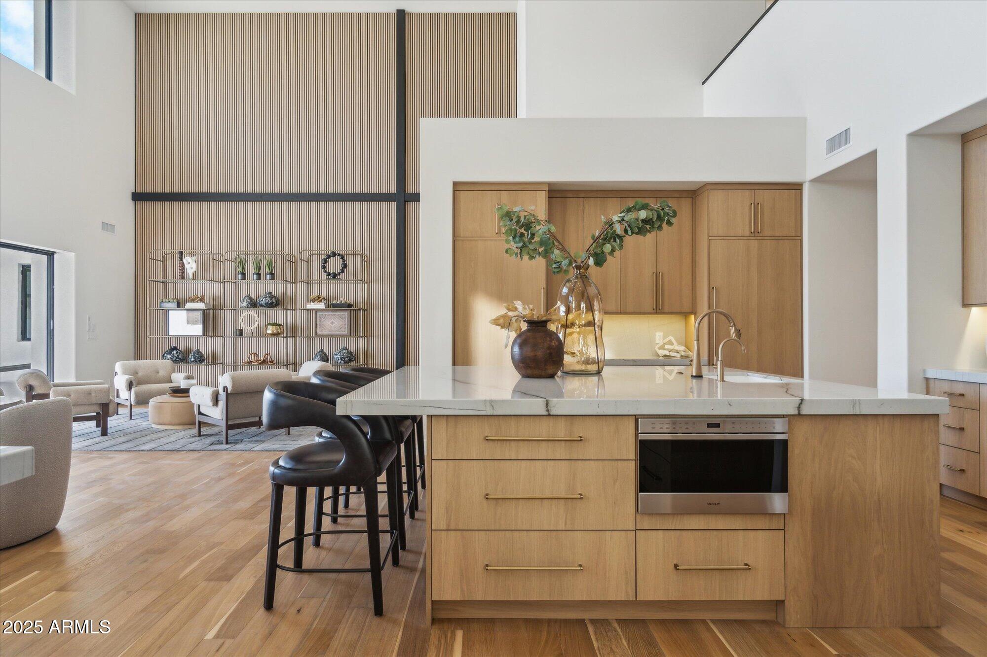 LA TIERRA ESTATES AMD - Residential