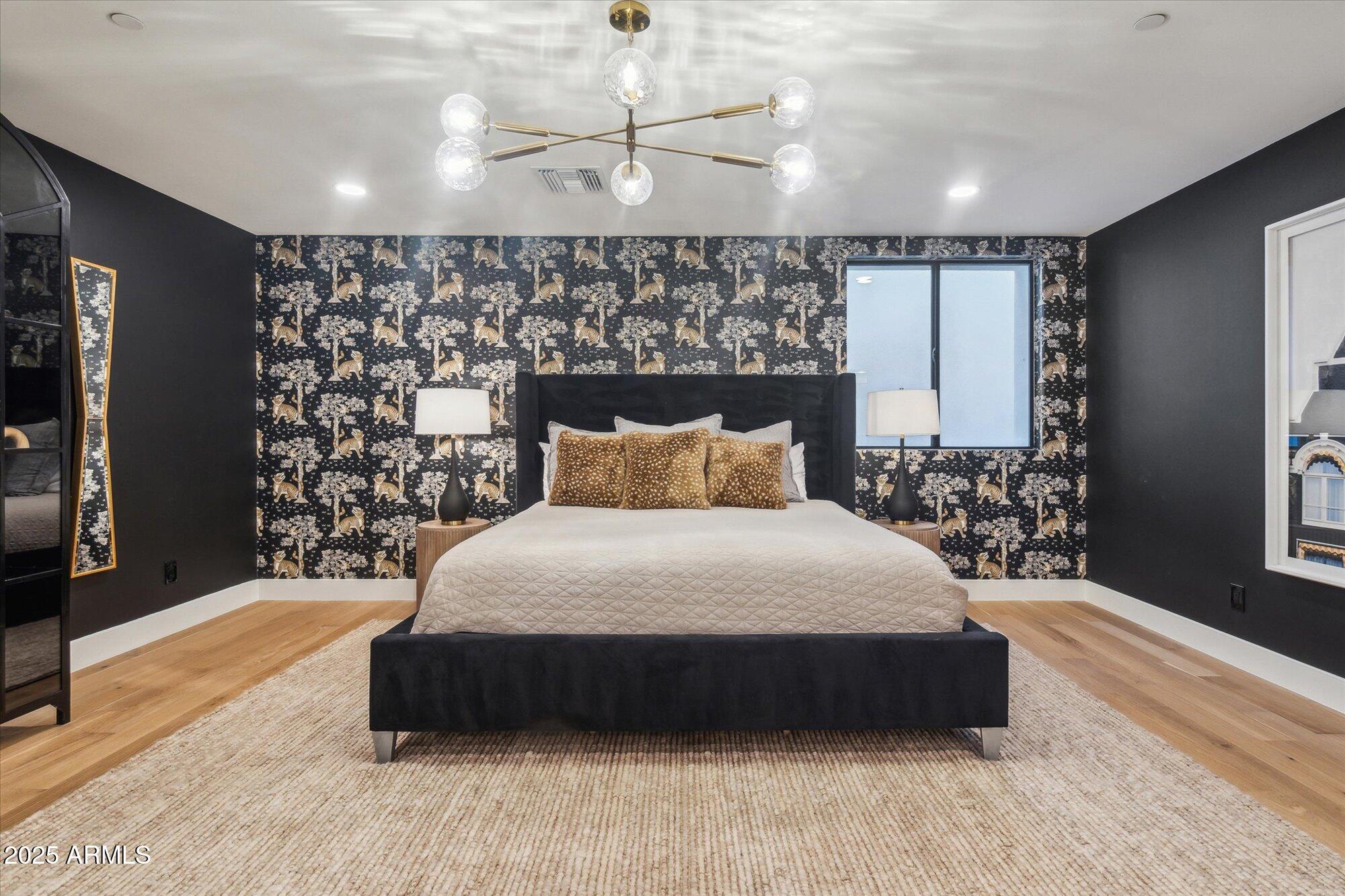 LA TIERRA ESTATES AMD - Residential