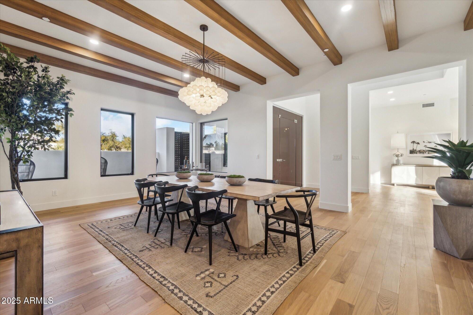 LA TIERRA ESTATES AMD - Residential