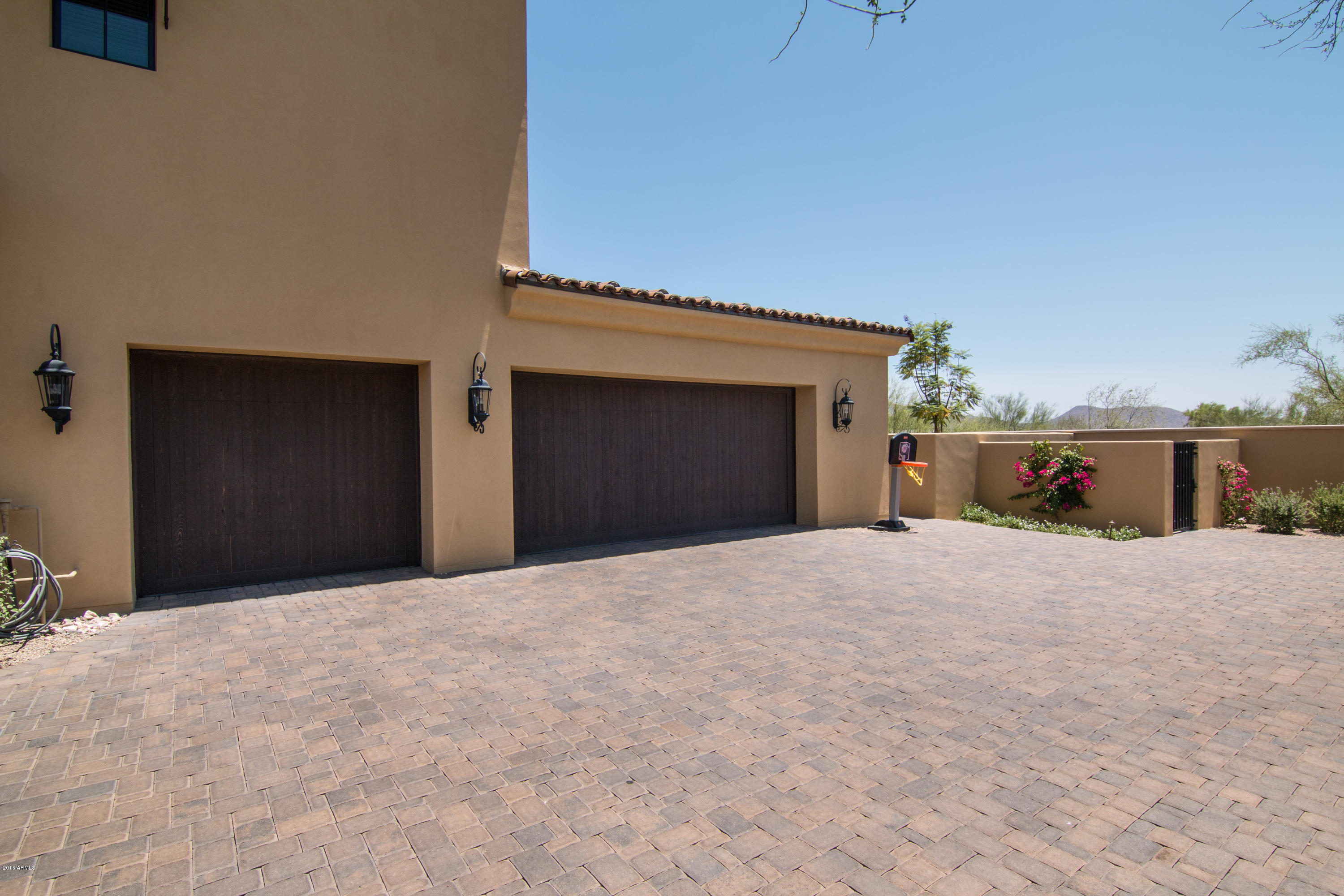 SILVERLEAF - Residential