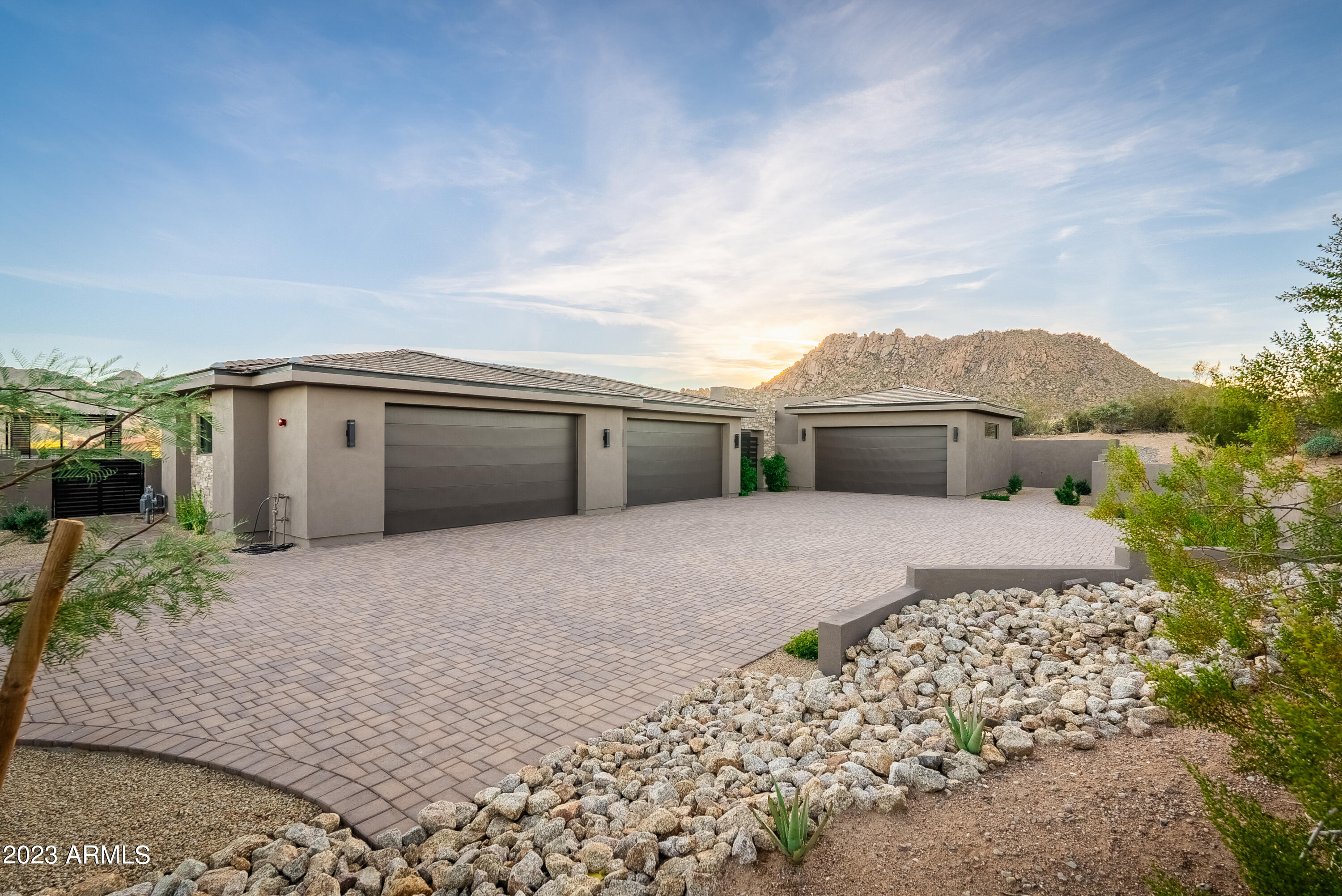 Yearling Estate - Residential