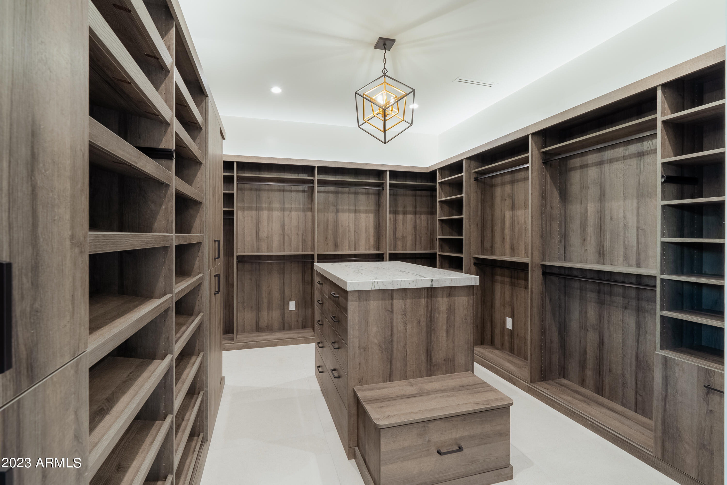 Yearling Estate - Residential