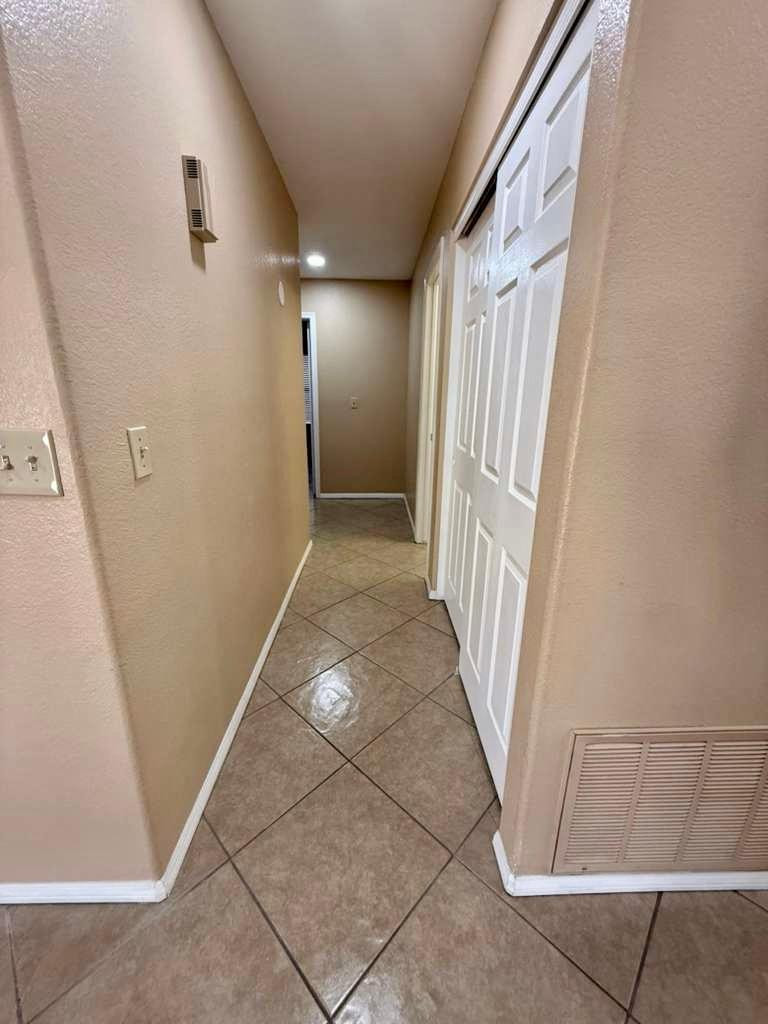 LAKESIDE AT ARROWHEAD - Residential Lease