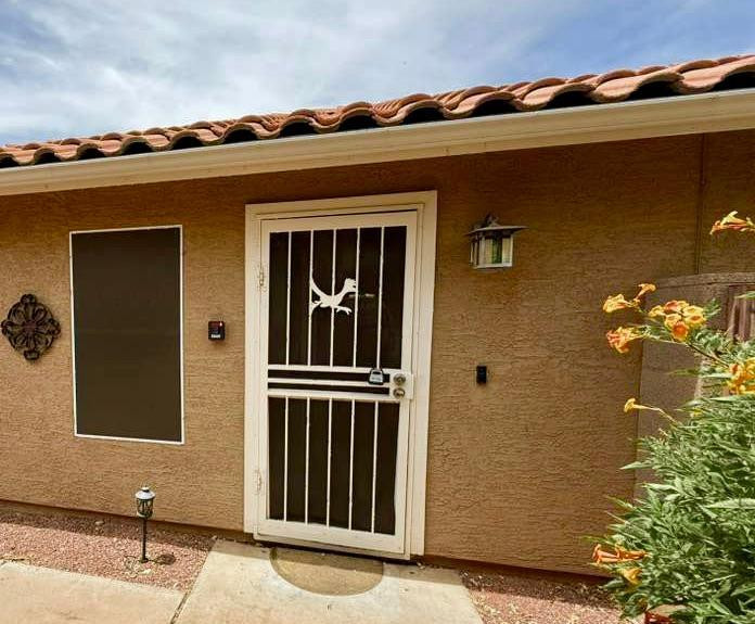 LAKESIDE AT ARROWHEAD - Residential Lease