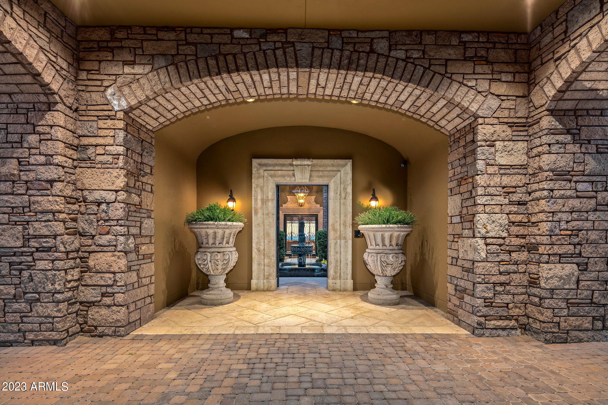 DESERT MOUNTAIN - Residential