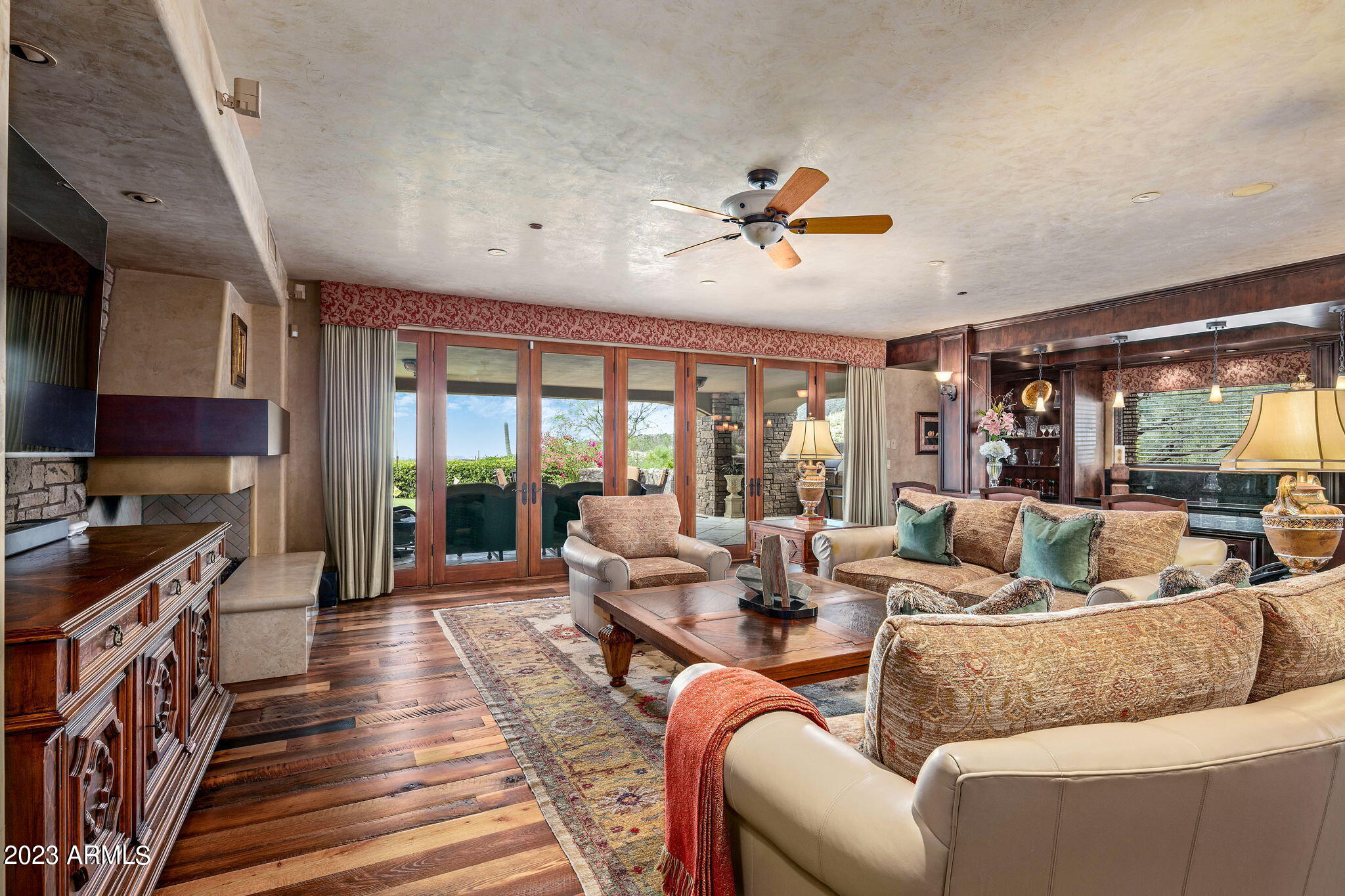 DESERT MOUNTAIN - Residential