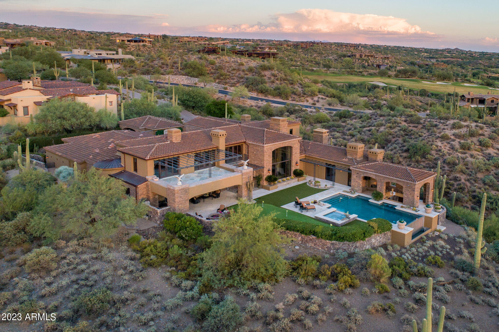 DESERT MOUNTAIN - Residential