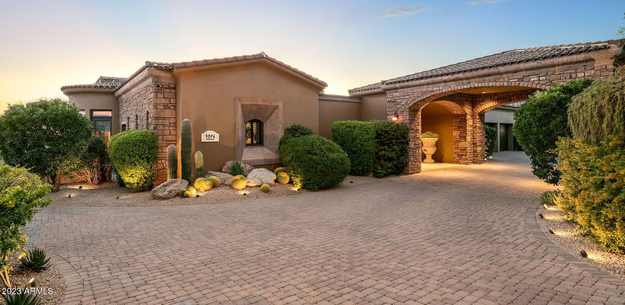DESERT MOUNTAIN - Residential