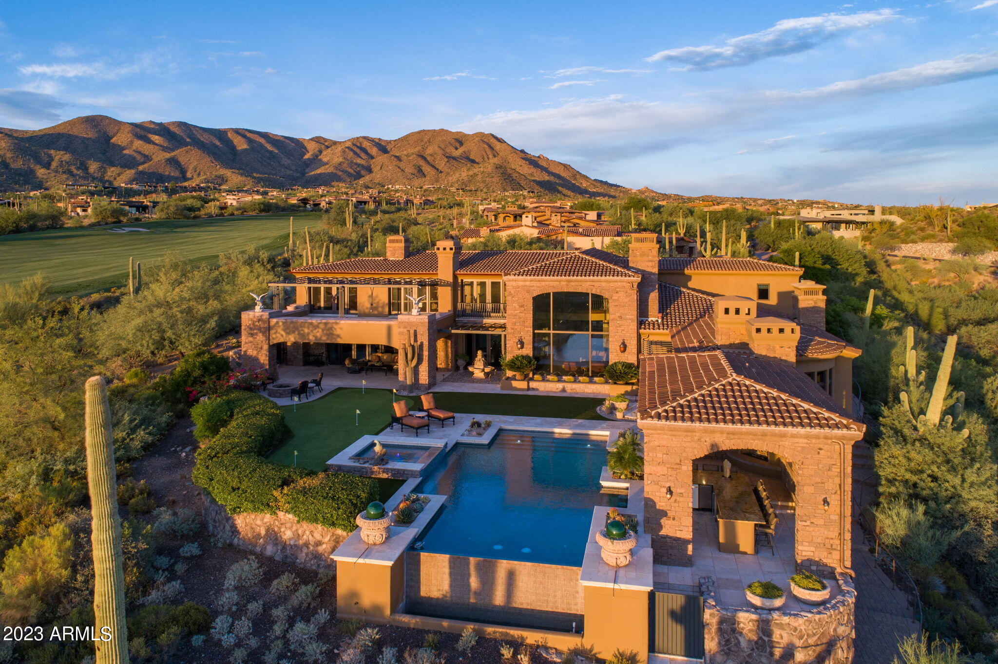 DESERT MOUNTAIN - Residential