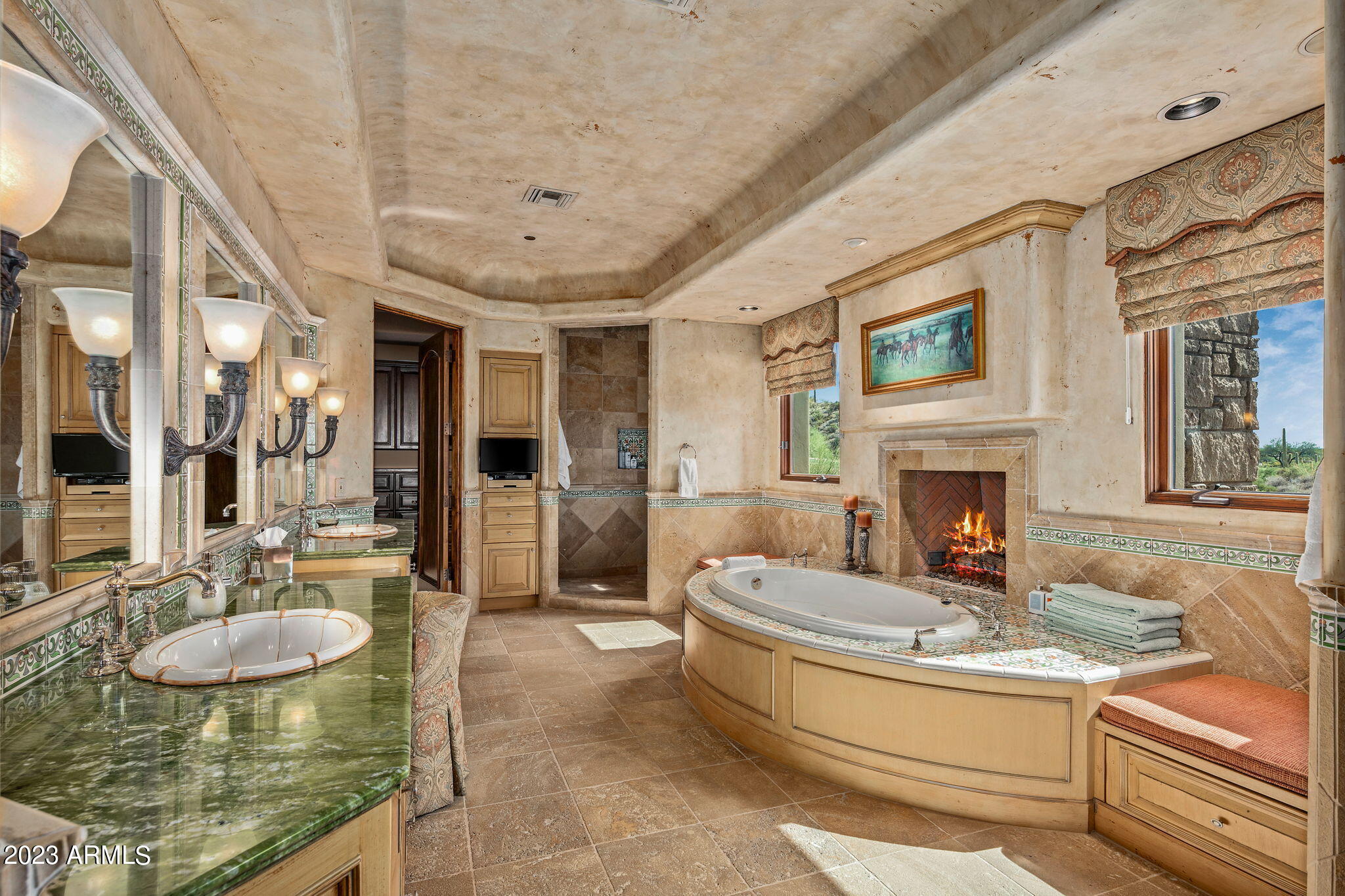 DESERT MOUNTAIN - Residential