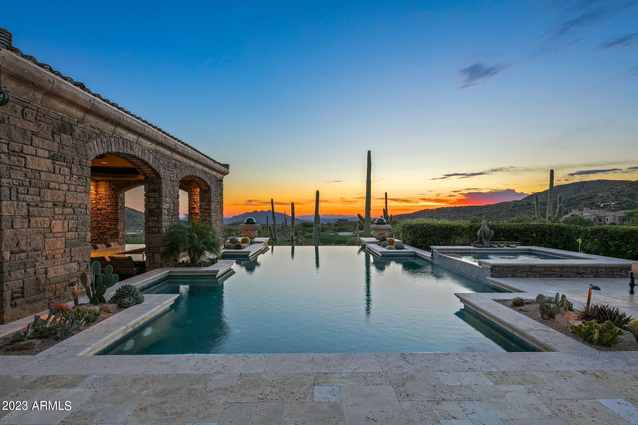 DESERT MOUNTAIN - Residential