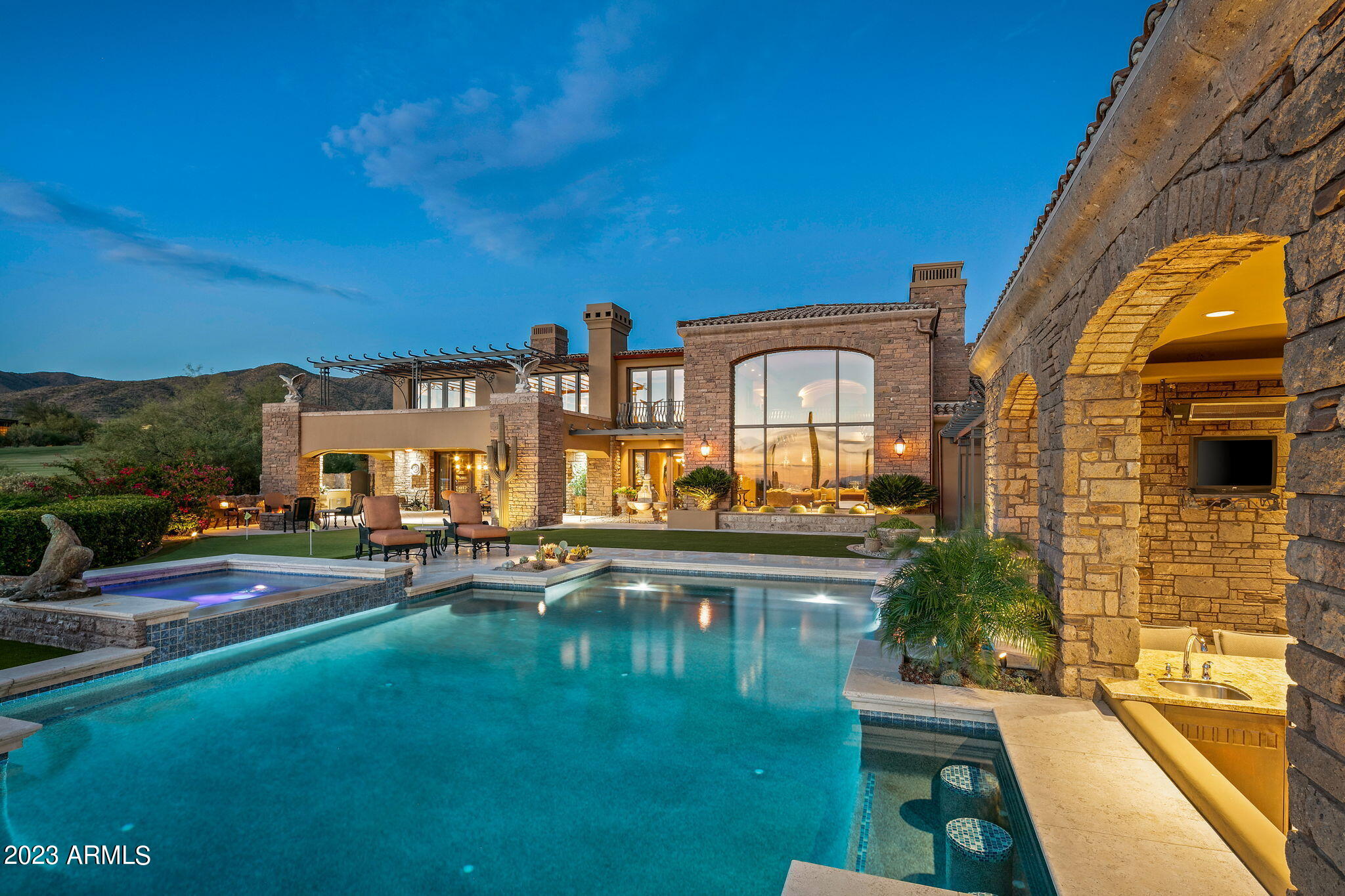 DESERT MOUNTAIN - Residential