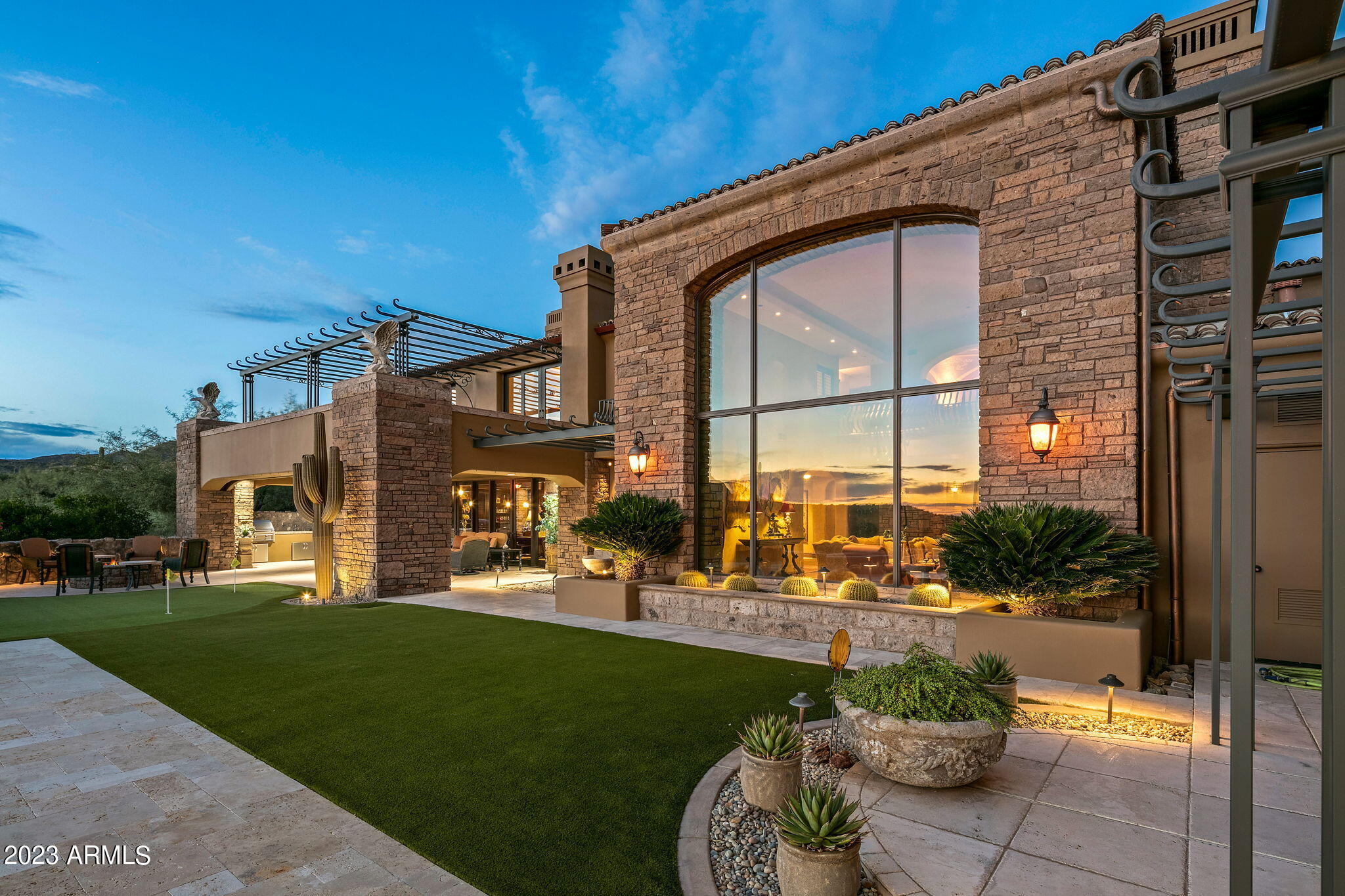 DESERT MOUNTAIN - Residential