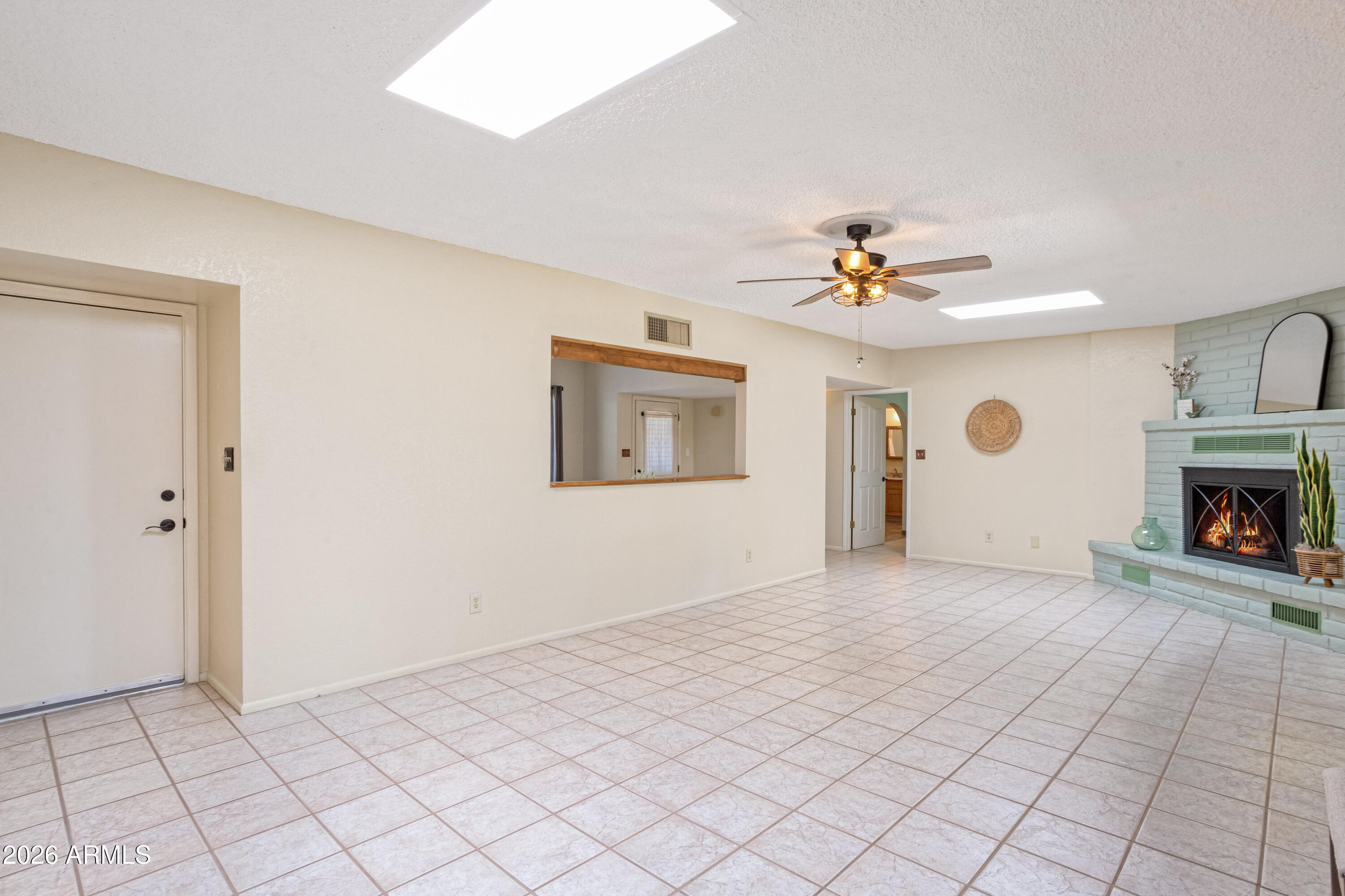 TOWN & COUNTRY ESTATES 6 - Residential