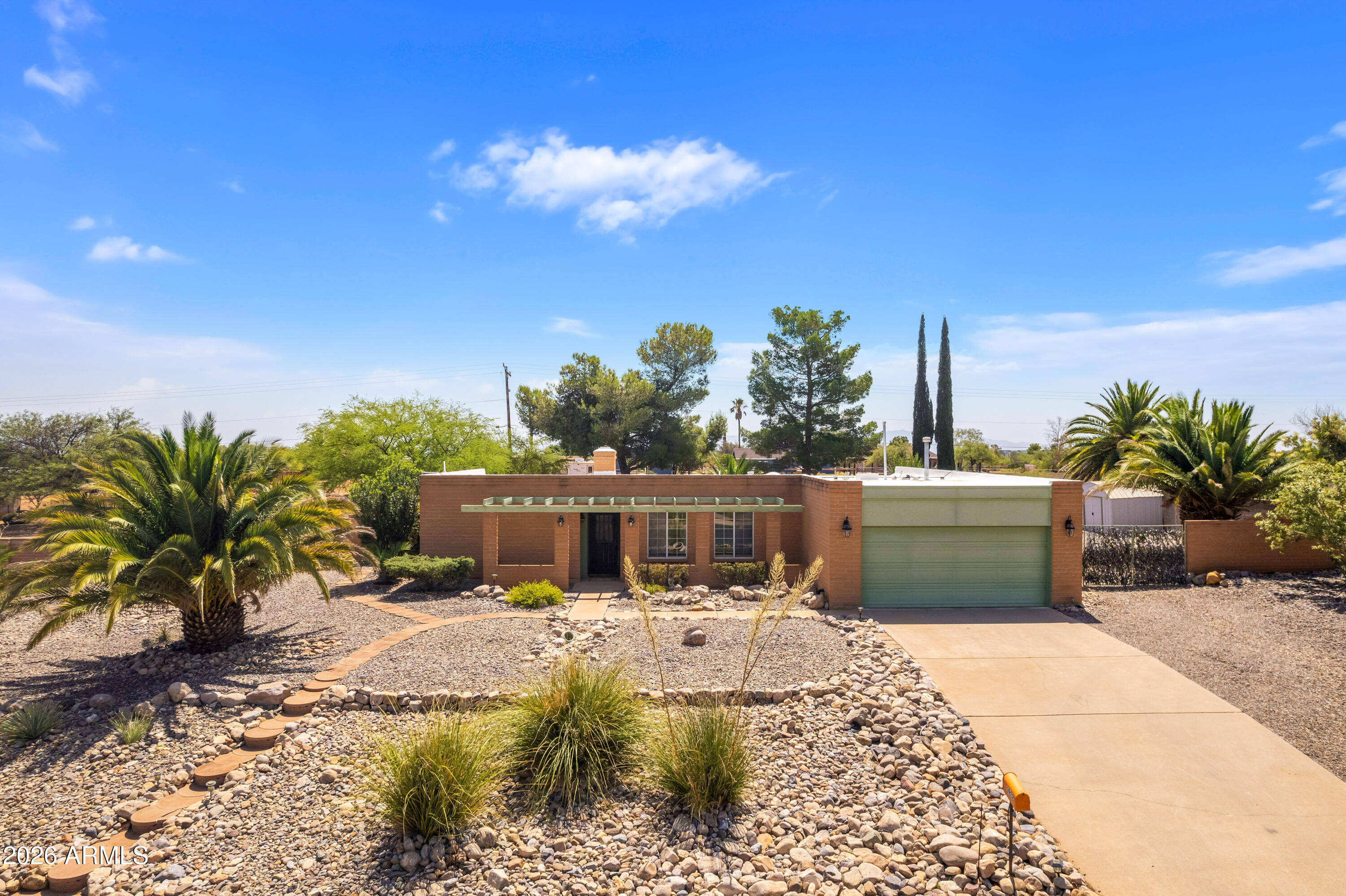 TOWN & COUNTRY ESTATES 6 - Residential
