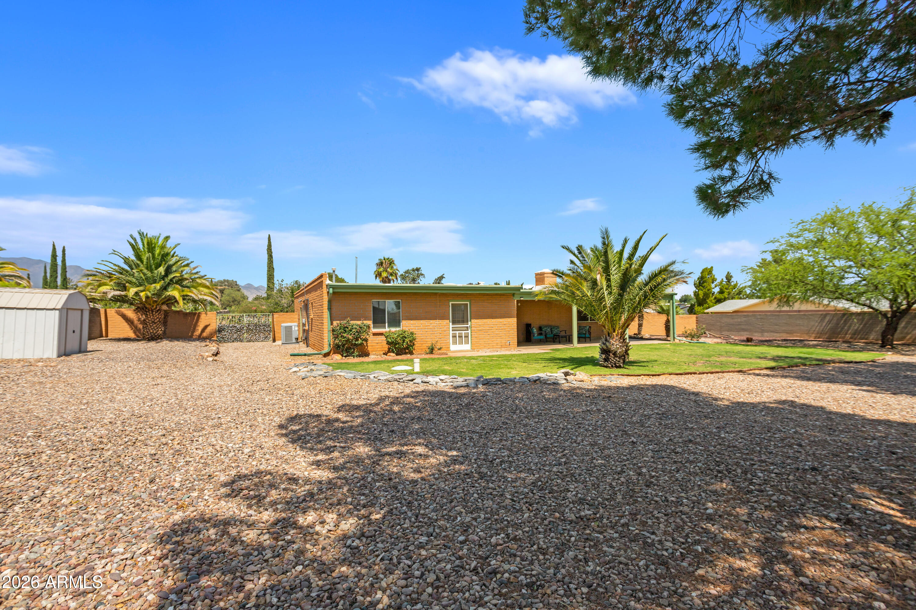 TOWN & COUNTRY ESTATES 6 - Residential