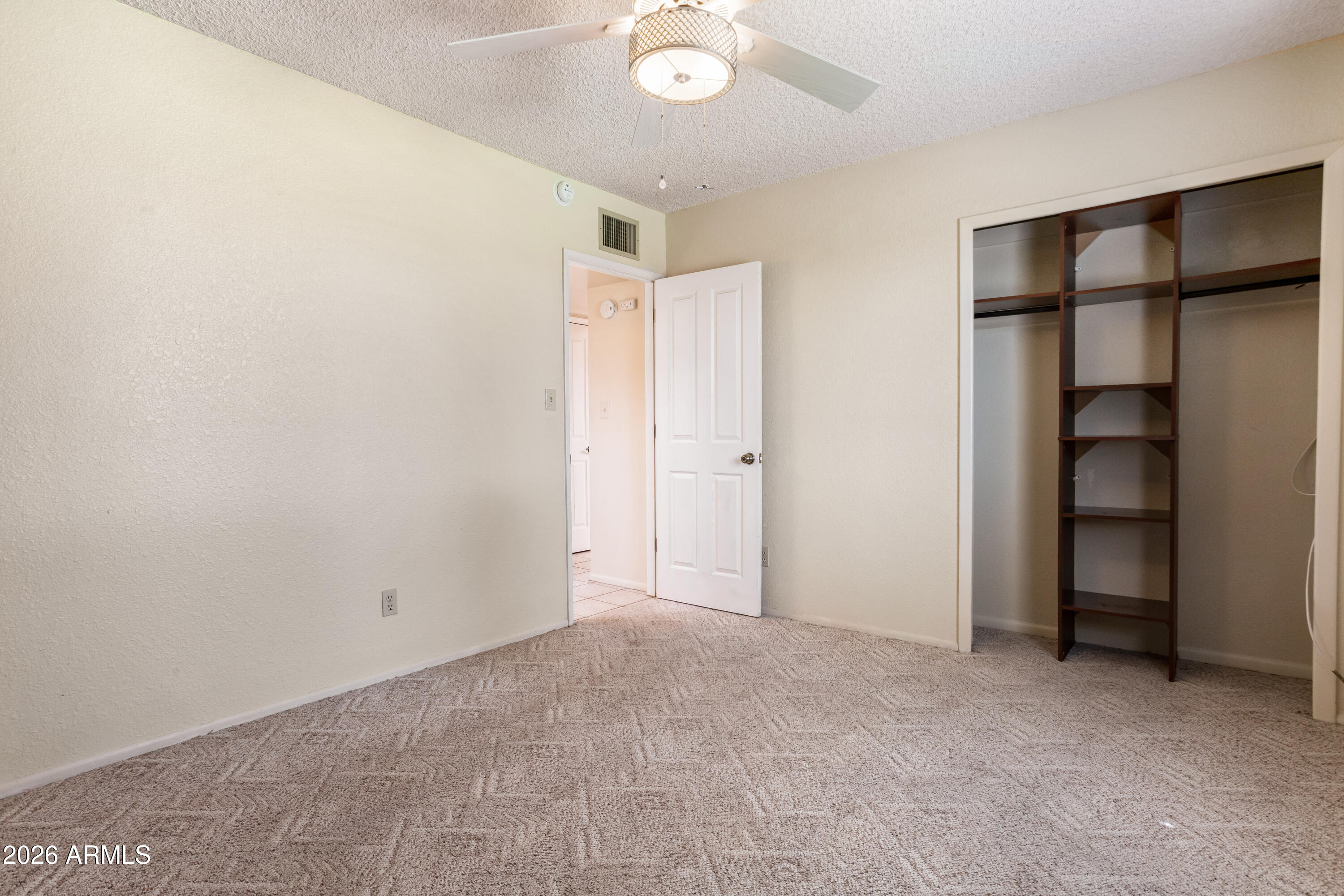 TOWN & COUNTRY ESTATES 6 - Residential