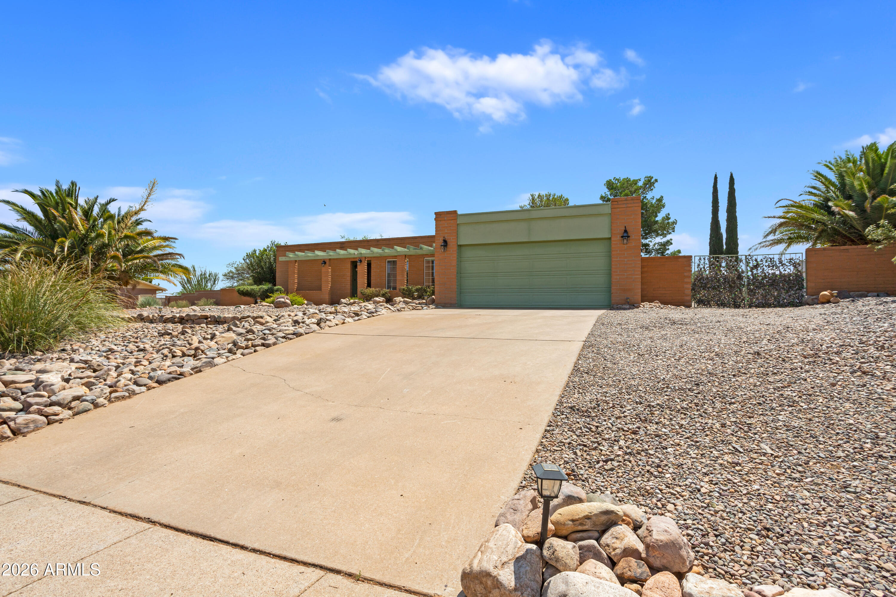 TOWN & COUNTRY ESTATES 6 - Residential