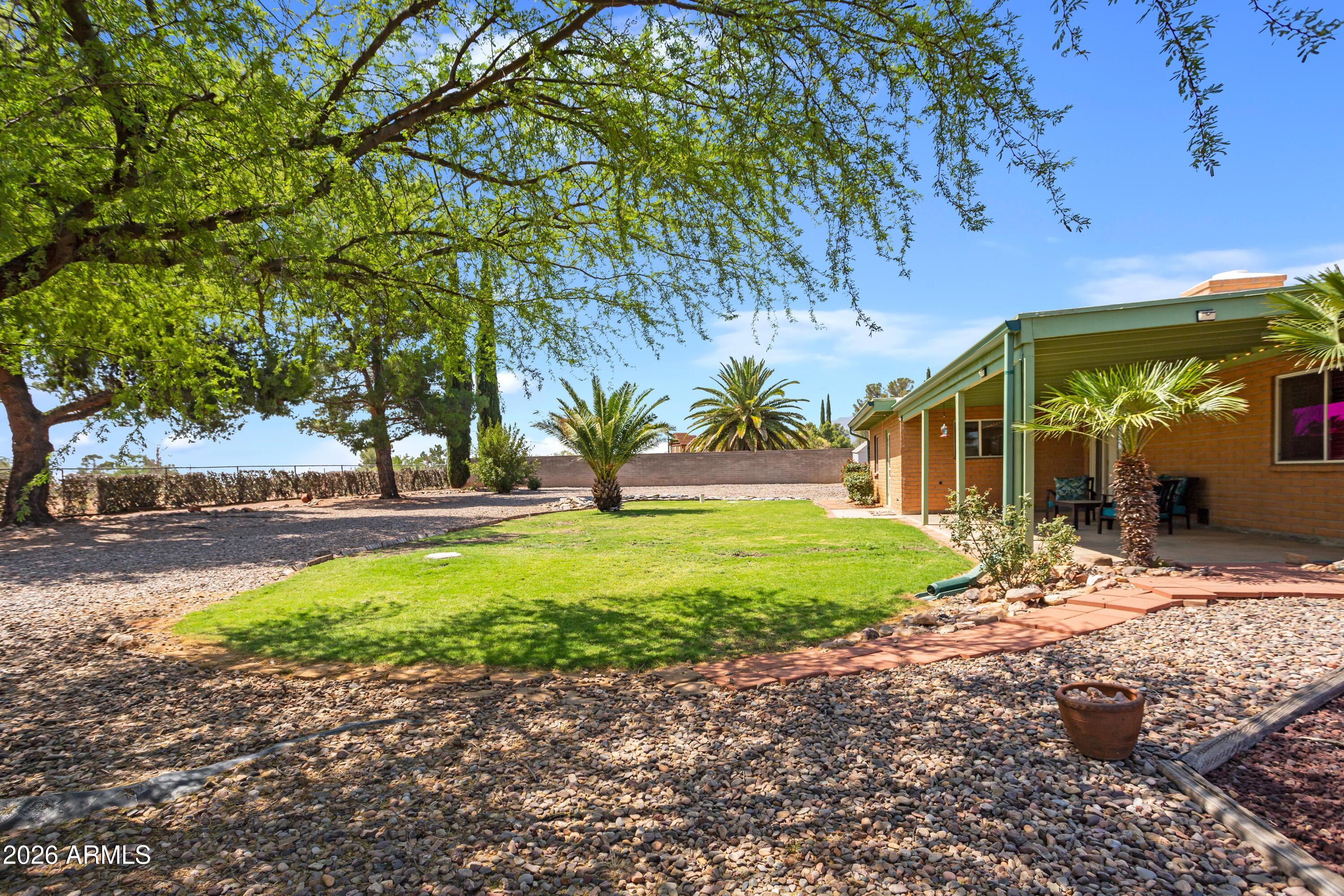 TOWN & COUNTRY ESTATES 6 - Residential