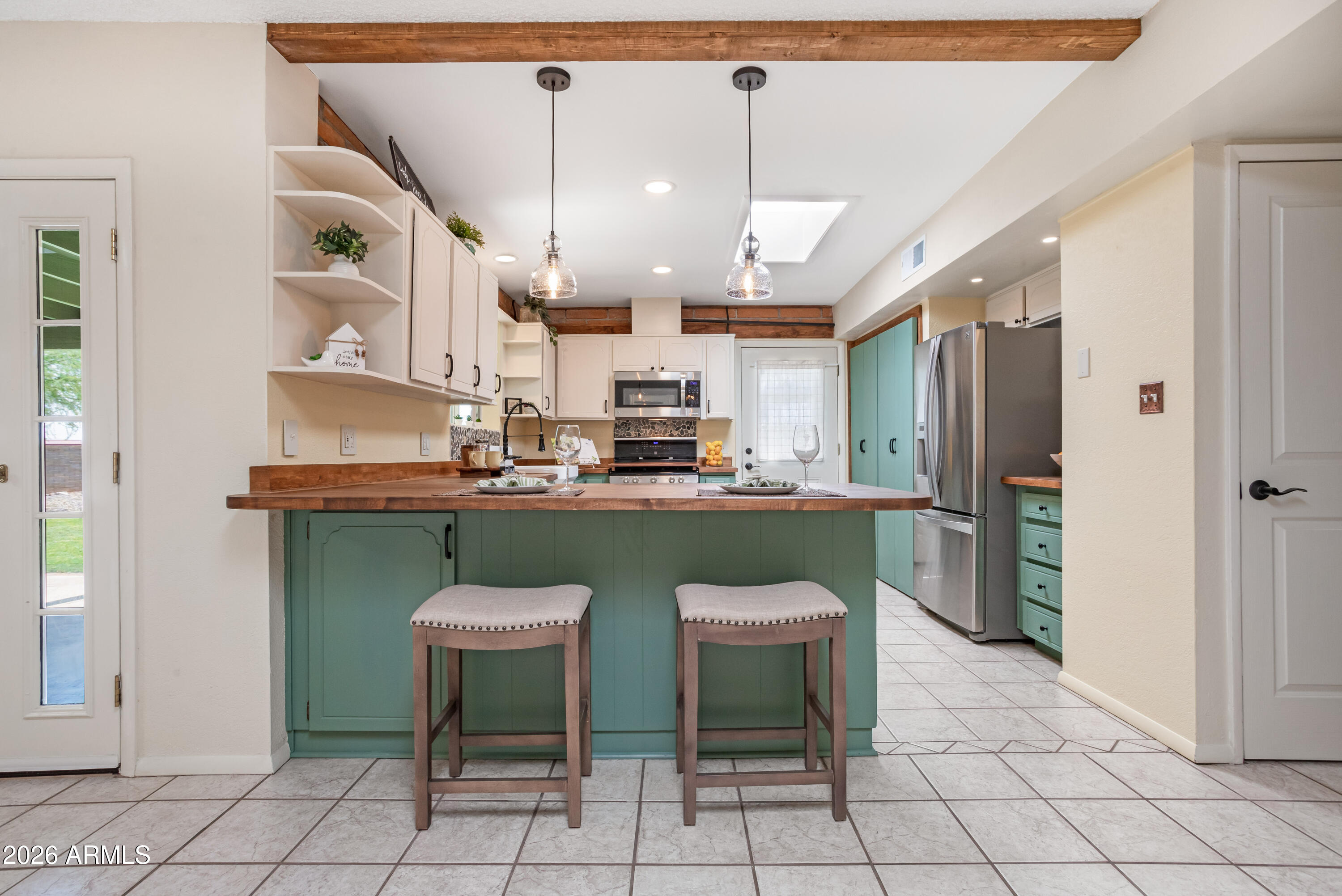 TOWN & COUNTRY ESTATES 6 - Residential