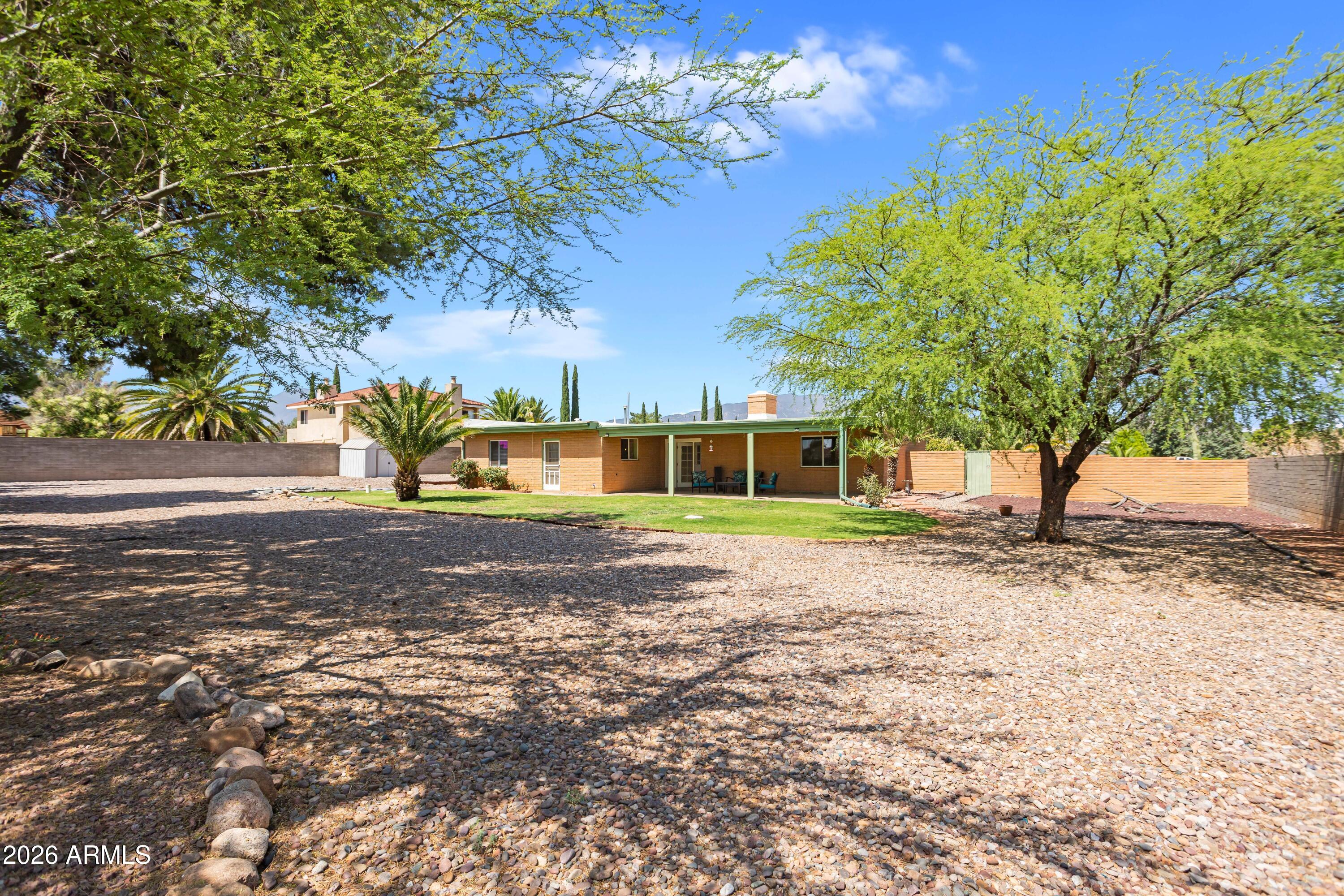 TOWN & COUNTRY ESTATES 6 - Residential