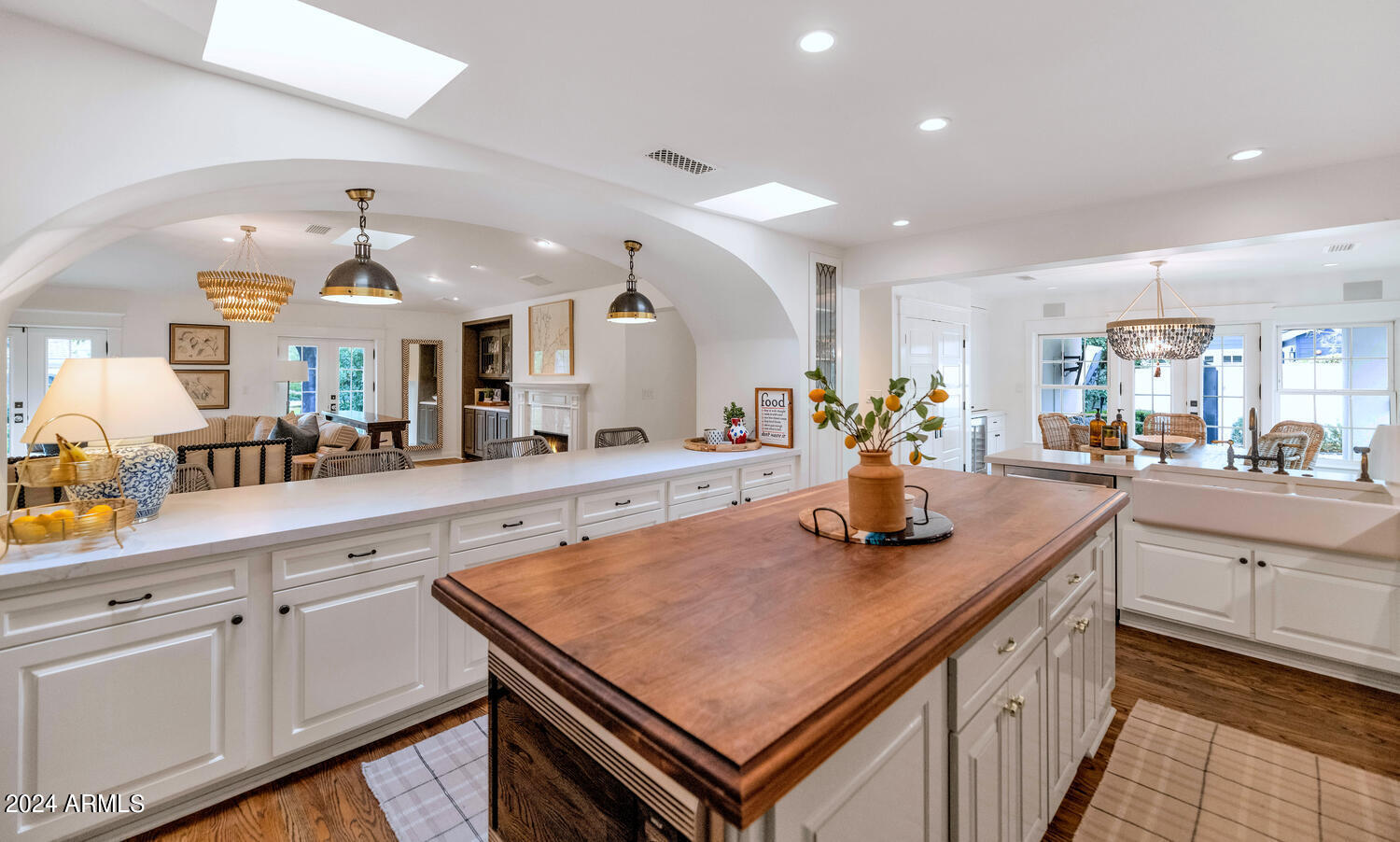 CAMELVIEW - Residential