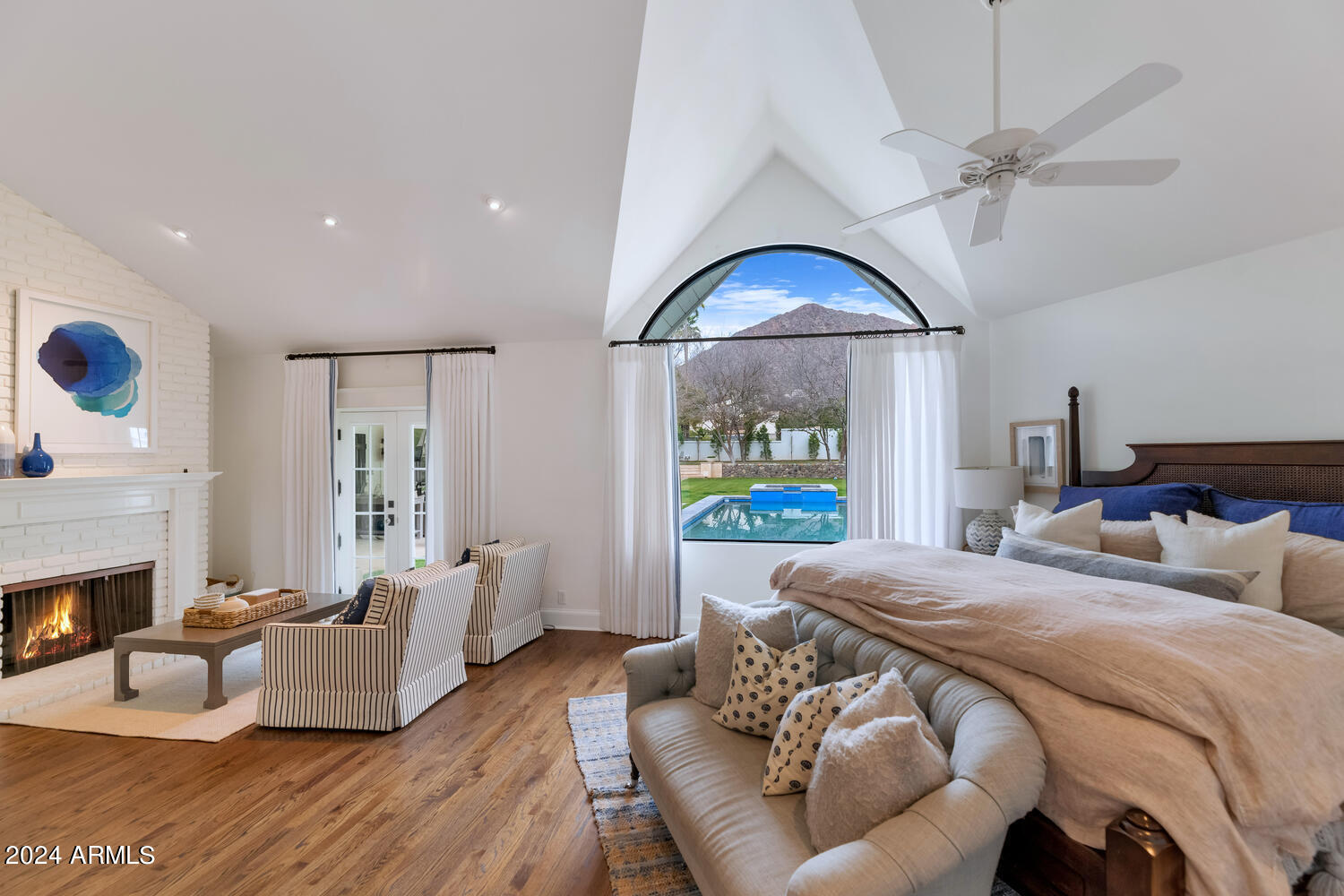 CAMELVIEW - Residential