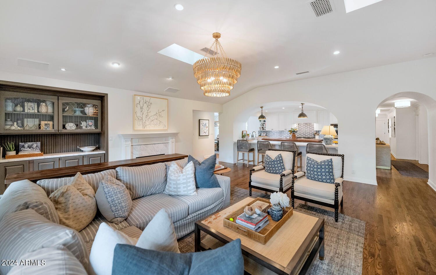 CAMELVIEW - Residential