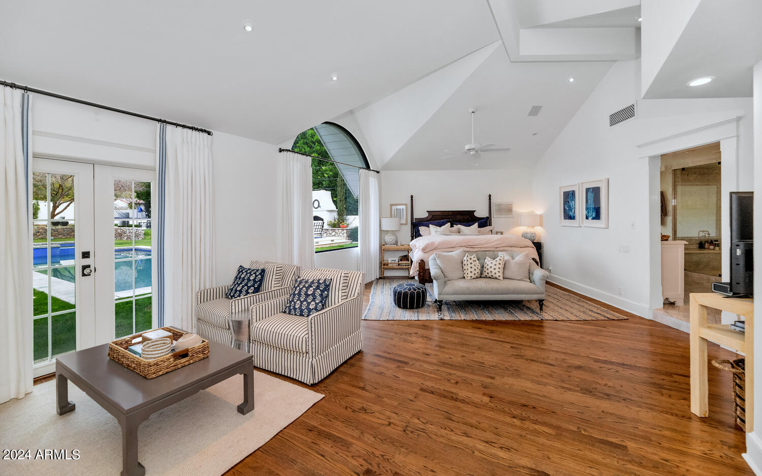 CAMELVIEW - Residential