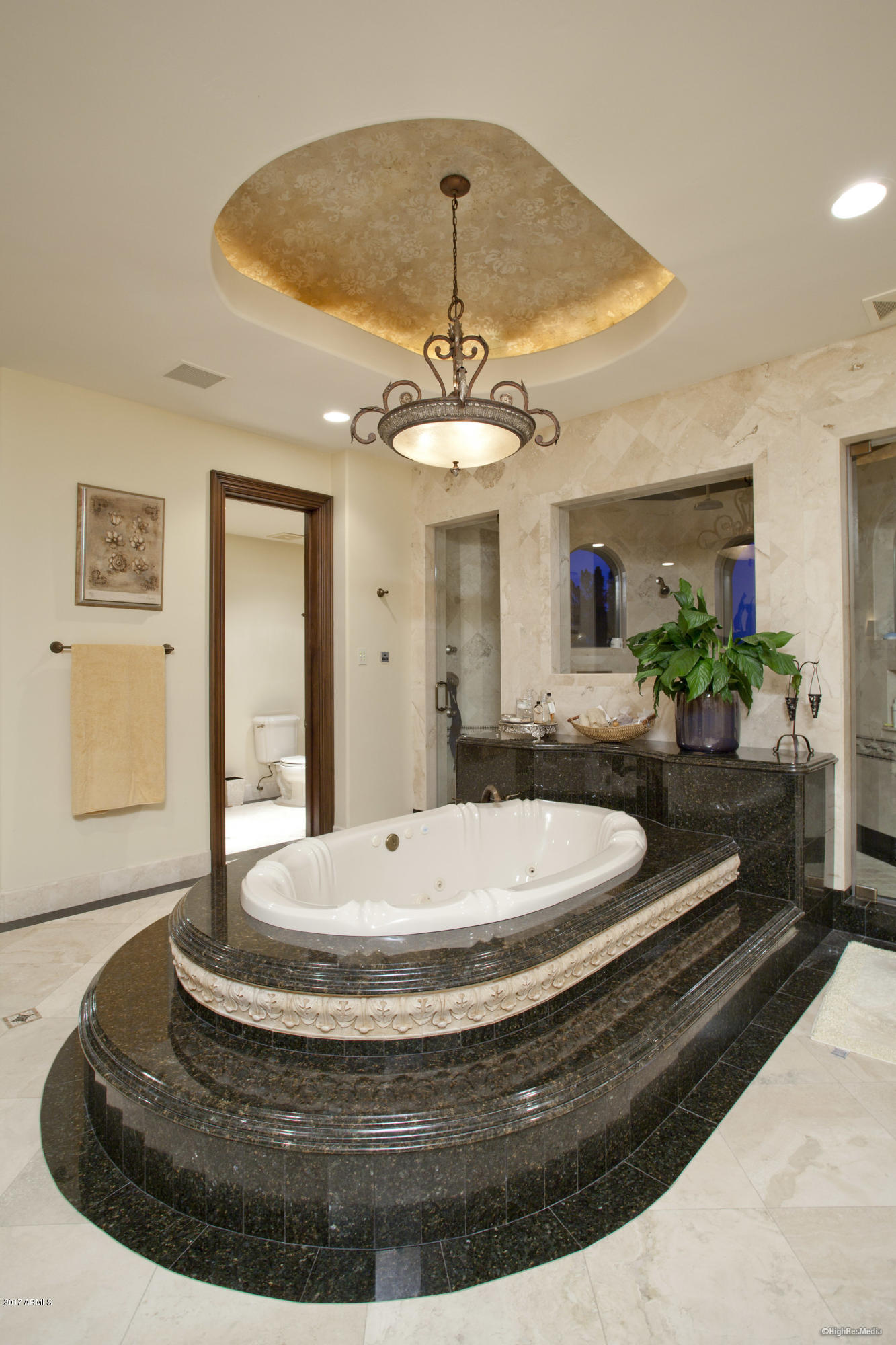 HIDDEN PARADISE - Residential
