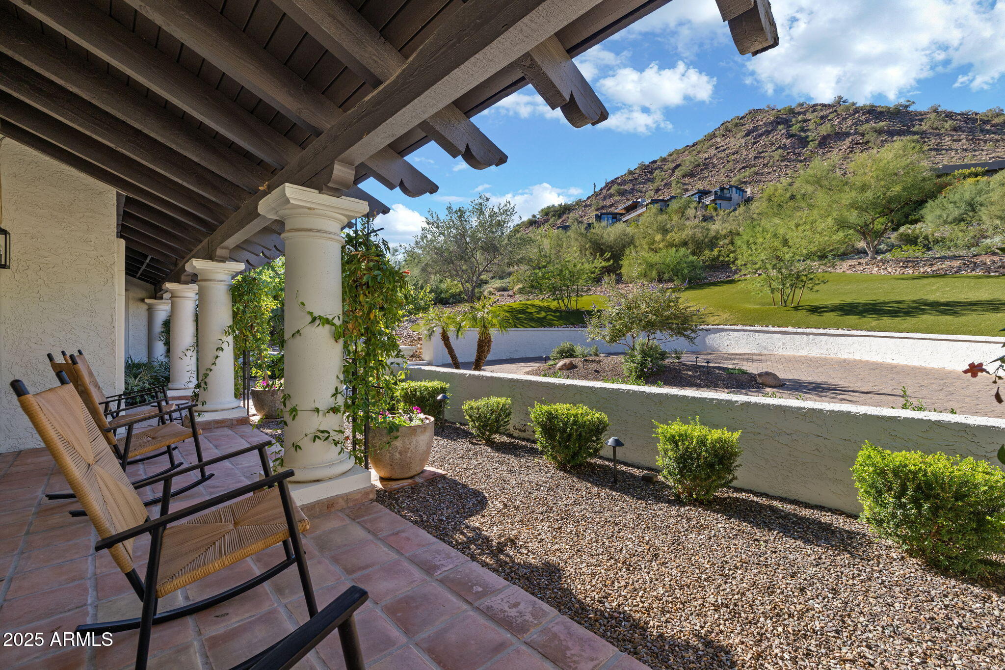 PARADISE VALLEY COUNTRY ESTATES - Residential